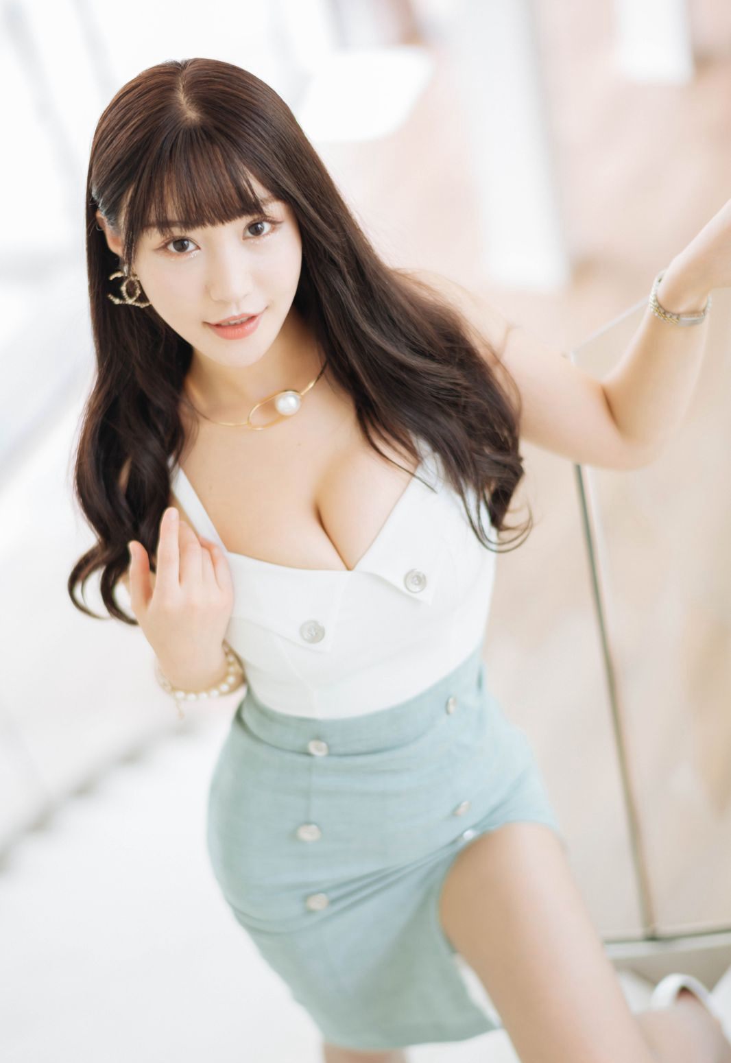 朱可儿肉丝袜翘臀制服嫩模豪乳高清人体写真