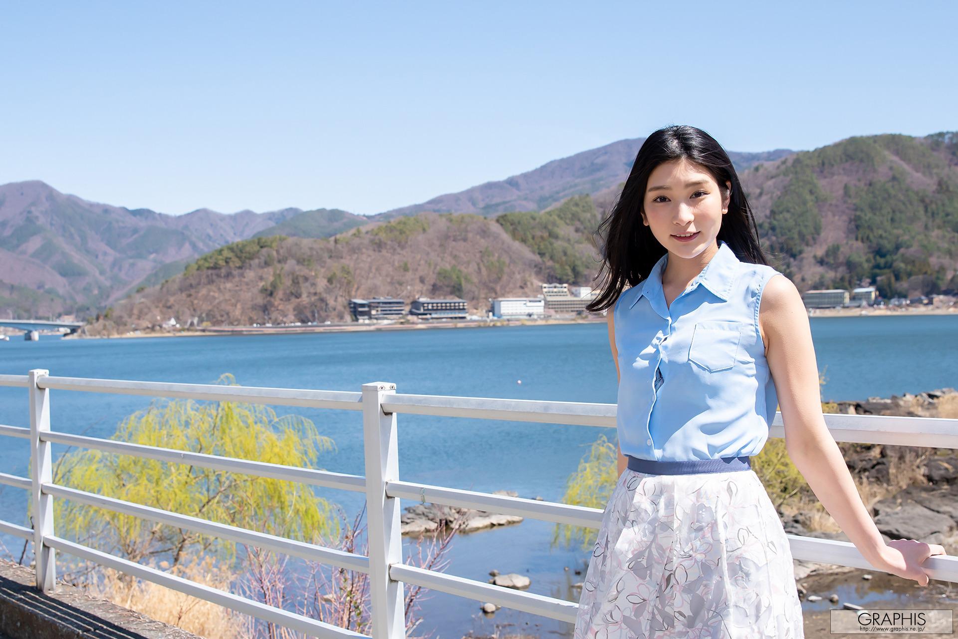 [Graphis] Special Gravure - Suzu Honjo 本庄鈴 160P