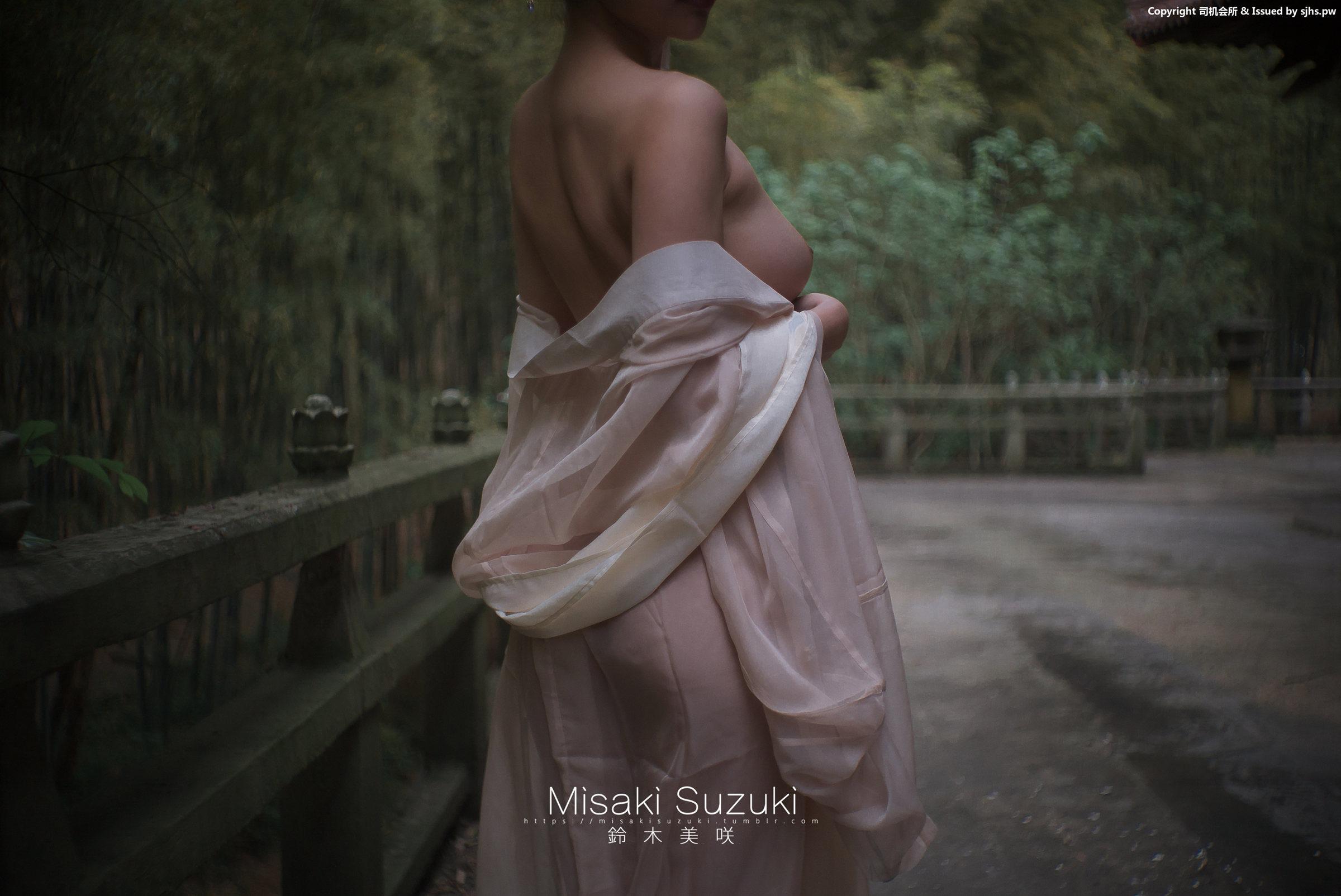 [Misaki Suzuki] 古典庭院中的优雅美人 51P