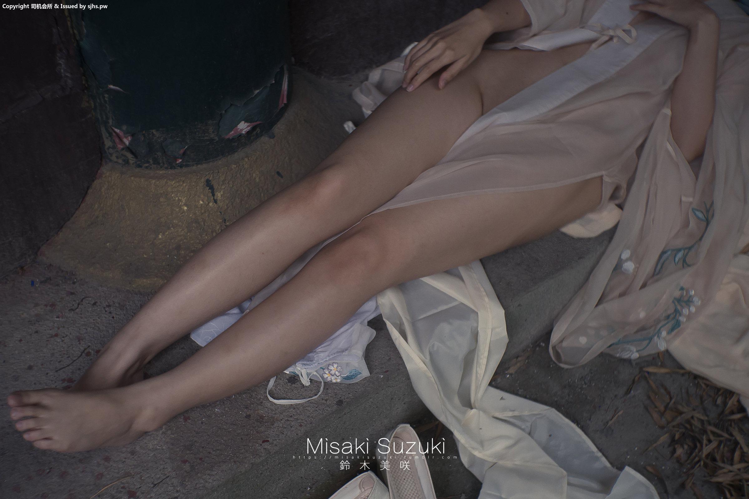 Misaki Suzuki] The Elegant Beauty in the Classical Courtyard 51P