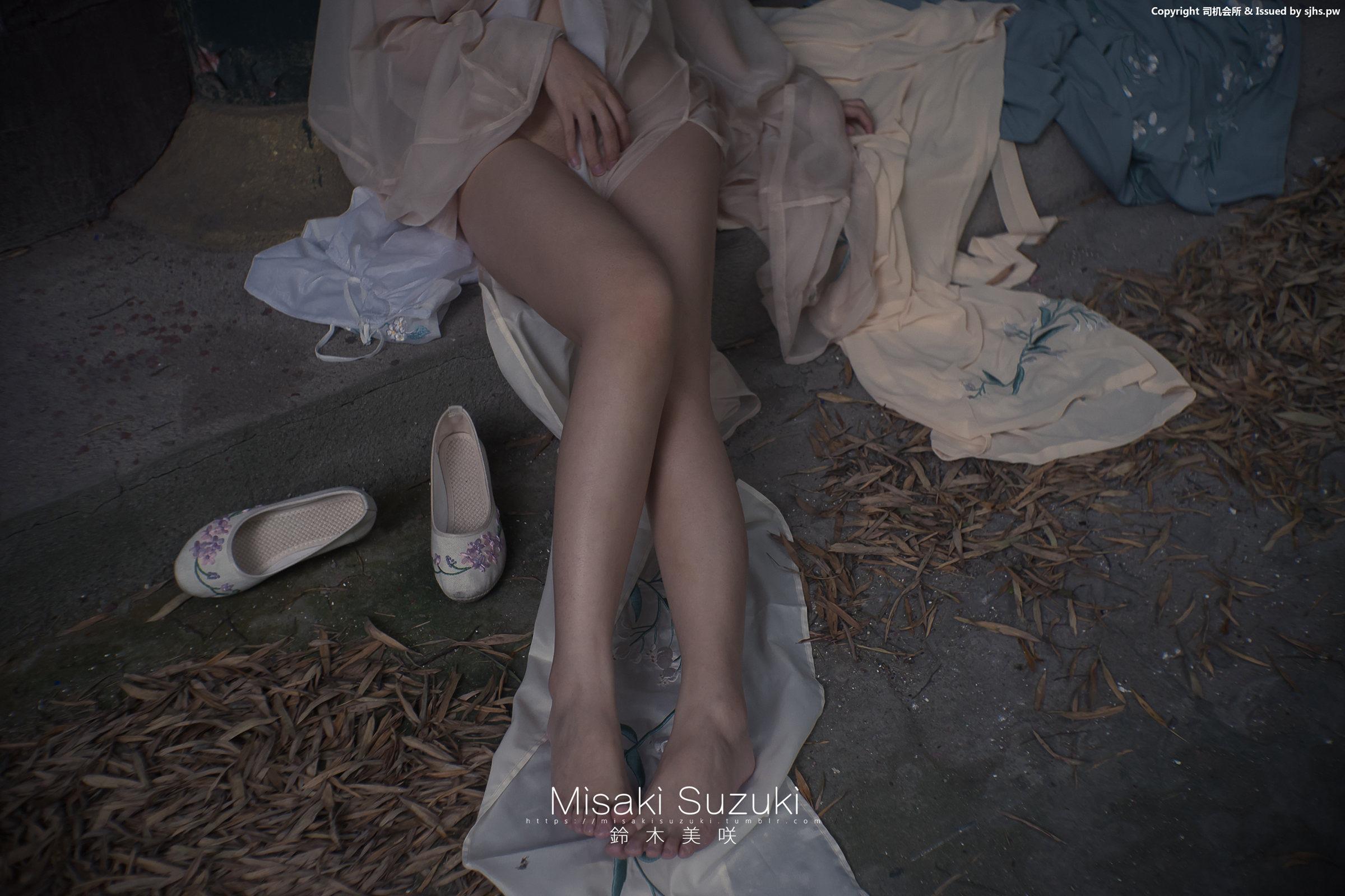 Misaki Suzuki] The Elegant Beauty in the Classical Courtyard 51P