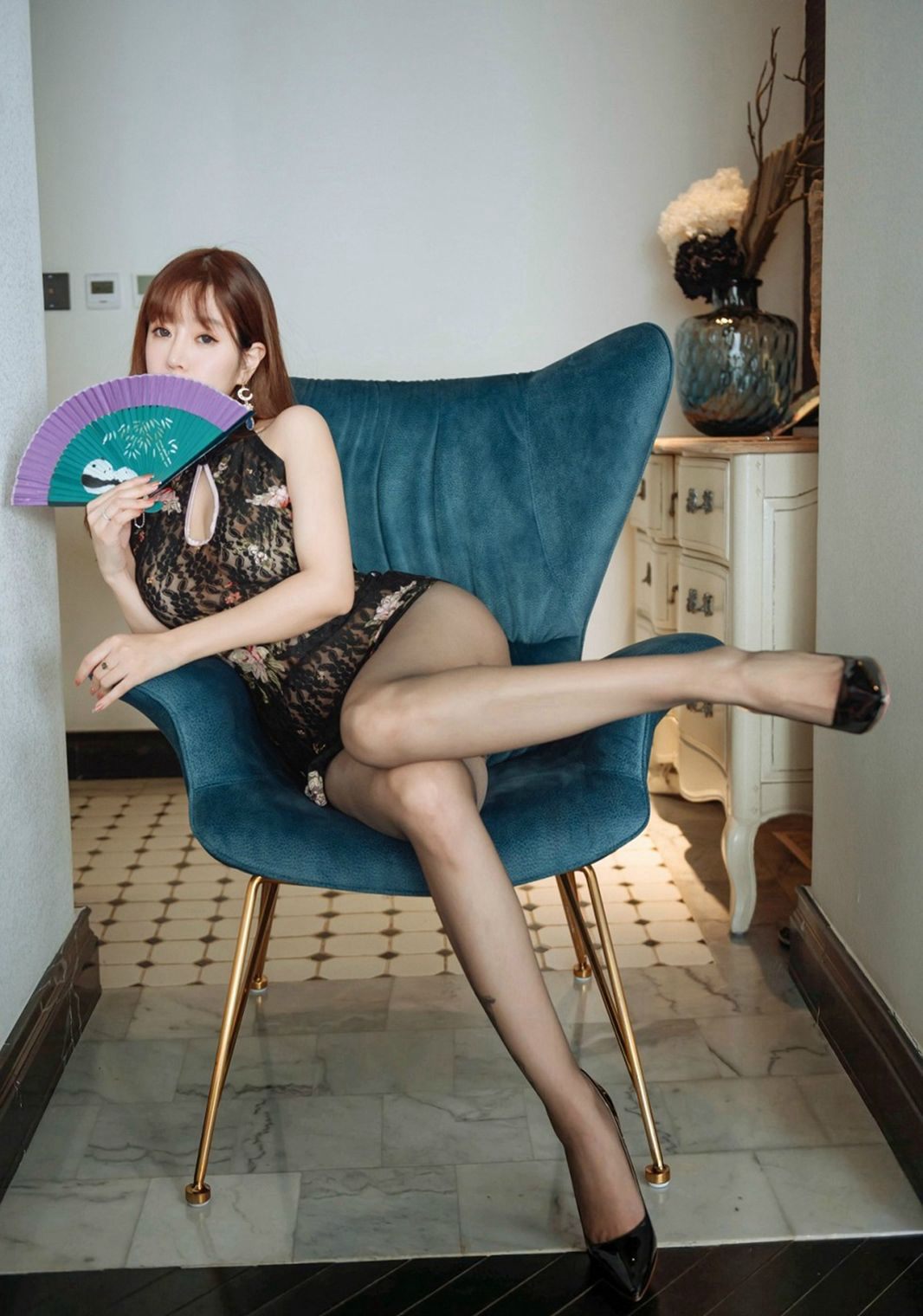 王雨纯微胖美女丰满巨乳黑丝袜美腿高跟蕾丝情趣