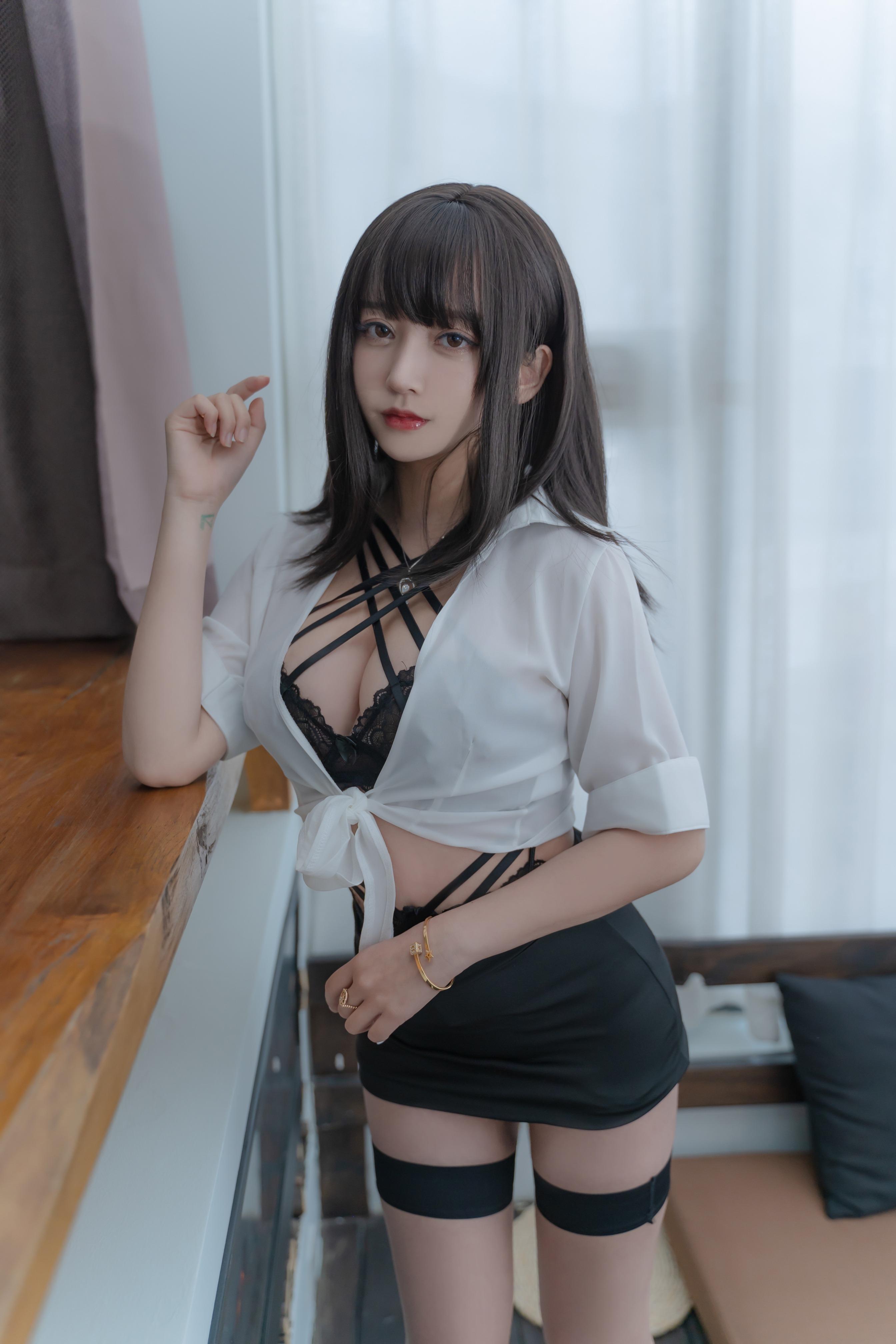 过期米线线喵 职场新人 58P