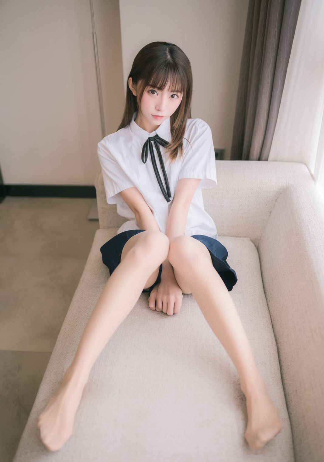 Kitaro_ Kitaro bộ ảnh quy mô lớn: Cởi tất, chân đẹp gợi cảm, đồng phục váy ngắn