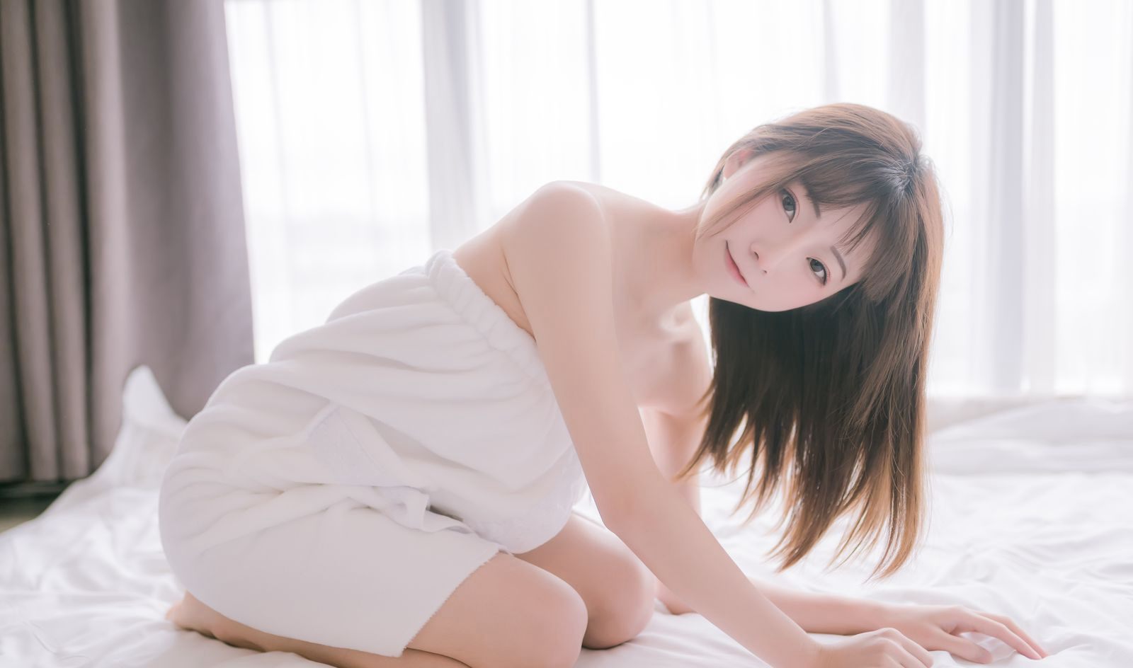 욕실 미녀 대담한 코스프레 무한 혜택 MM 미인 다리 사진