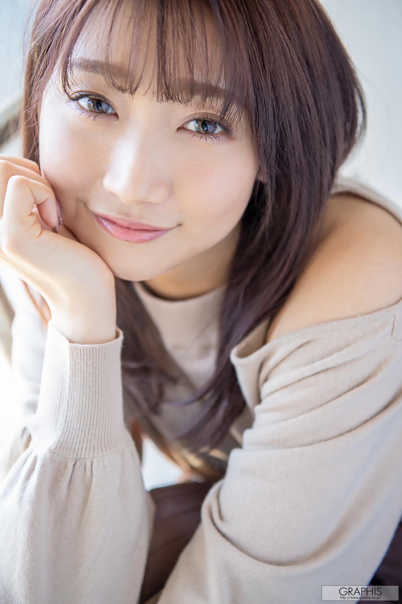 Graphis] Gals - Anna Kami "Angel Smile" 146P
