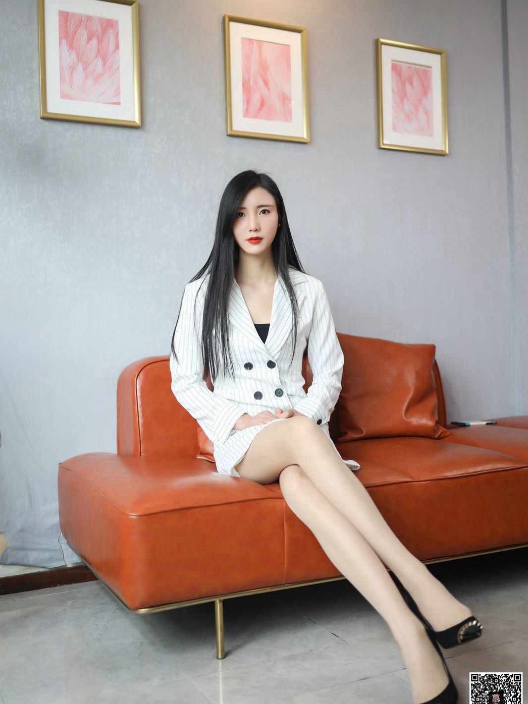 高顔値制服肉色ストッキング高跟美腿美女セクシー玉足超エロ美図