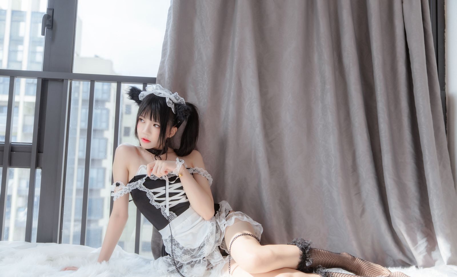 網襪白嫩美腿女僕裝櫻桃喵2020最新圖片誘惑大尺度COSPLAY高清