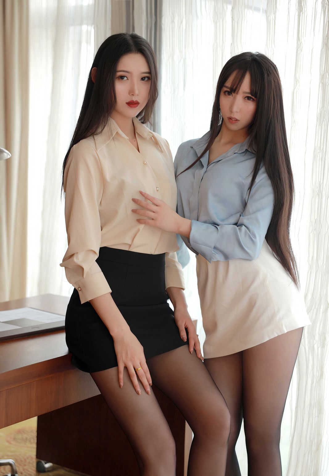 สำนักงาน ถุงน่องดำ กระโปรงสั้น ชุดยูนิฟอร์ม ที่ยั่วเย้า ระดับสูงสุด ขายาว ส้นสูง ร่างกายมนุษย์