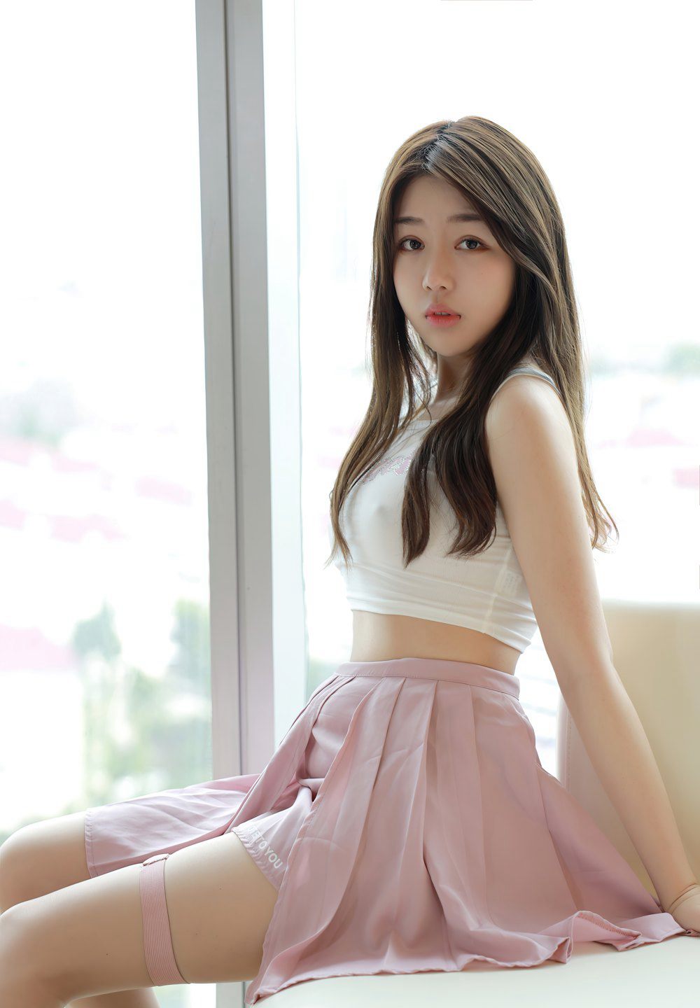 夢梵のピンクのJK制服、百褶スカート、セクシーな白くて美しい脚の高画質ホテル写真