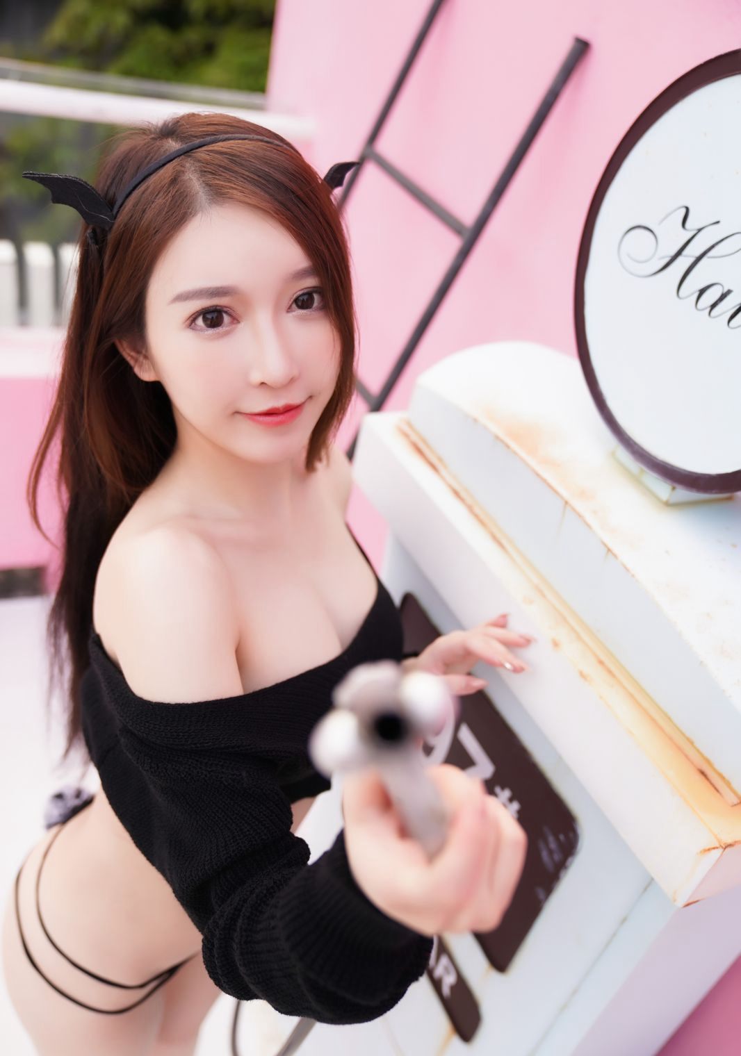 옥토 미키 섹시 딩자 팬티 하얀 피부 완벽한 긴 다리 사진