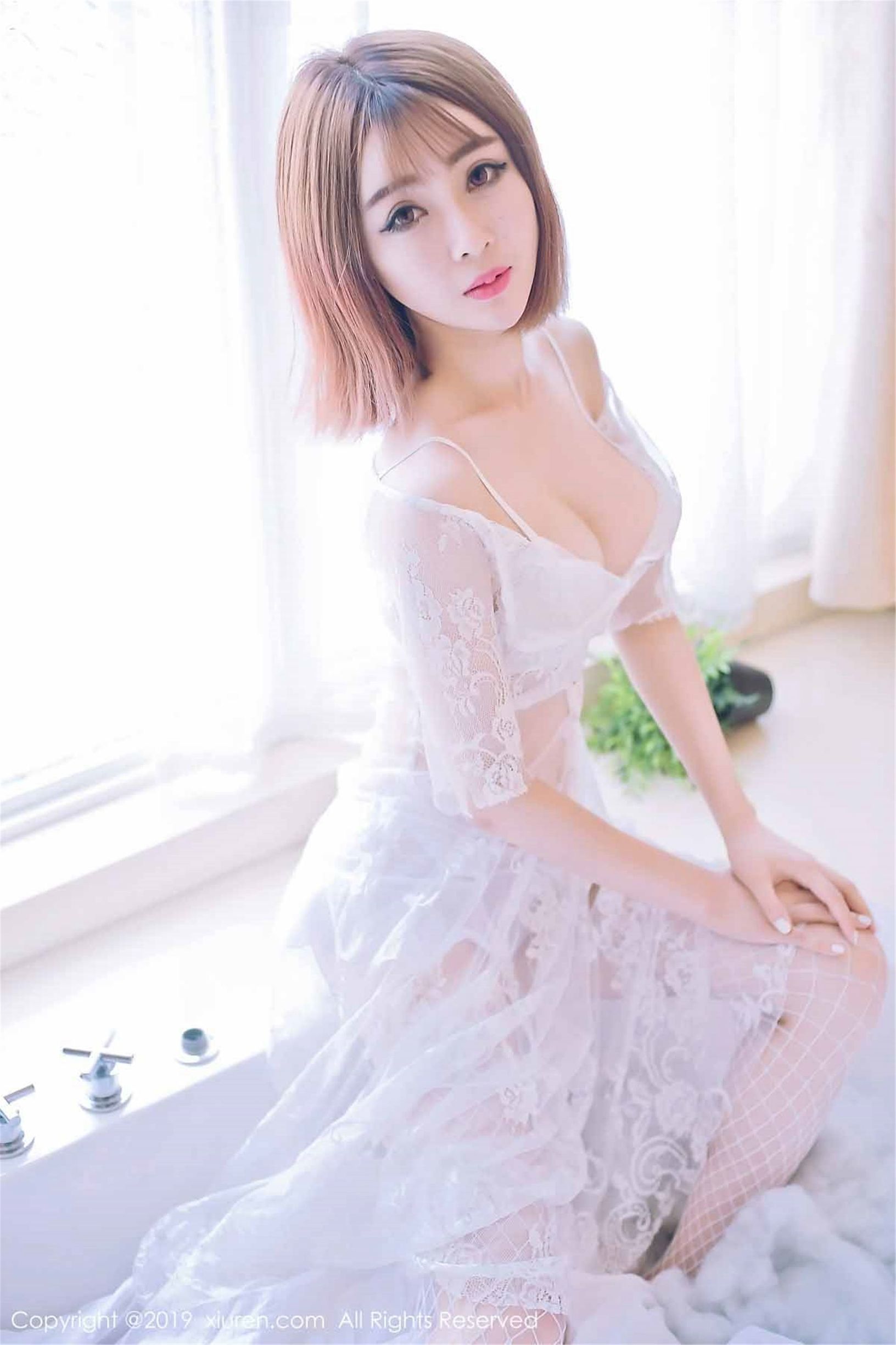 [秀人XIUREN] No.1406 凌萍儿