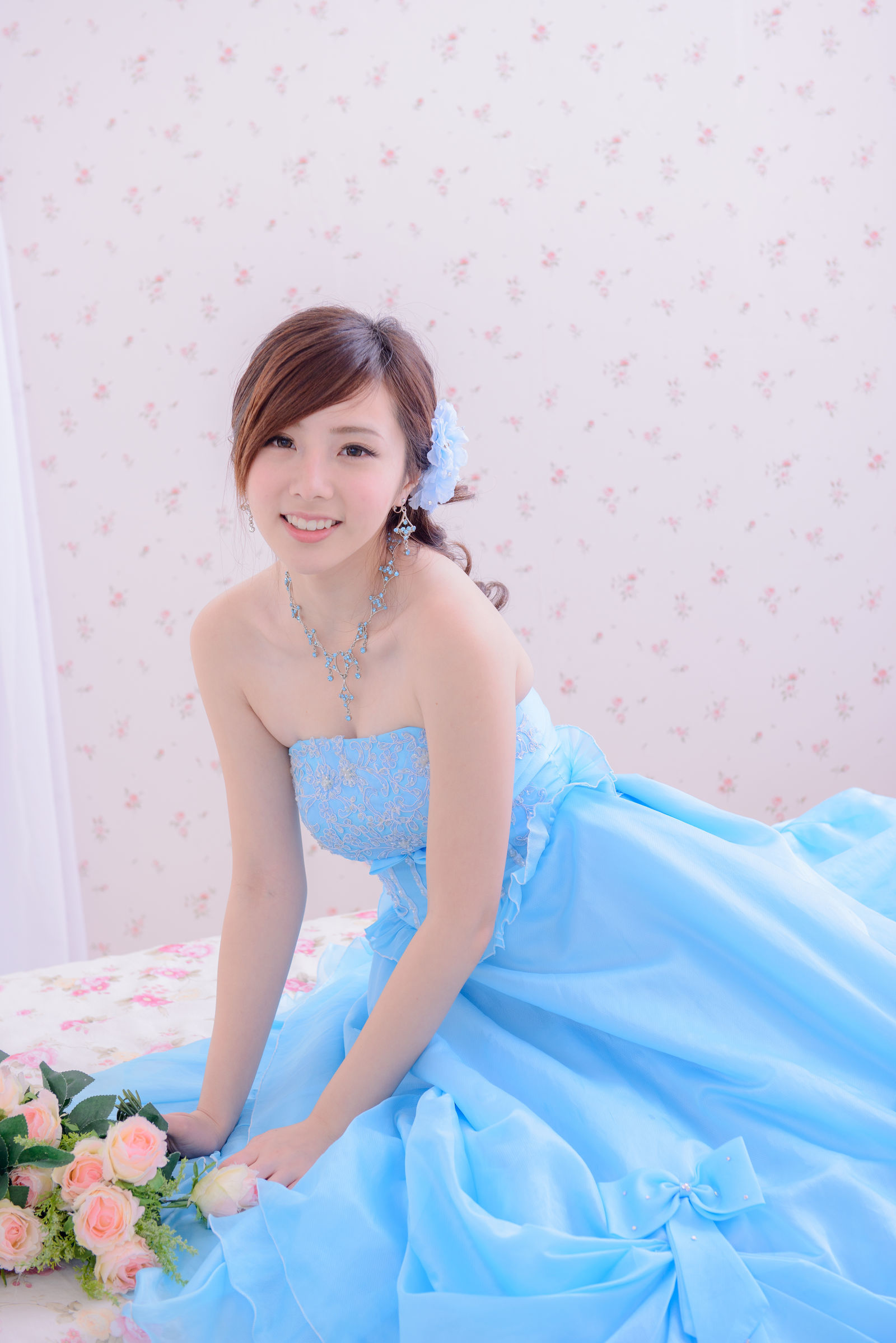 [台湾美女] 陈思颖 蓝白婚纱影集