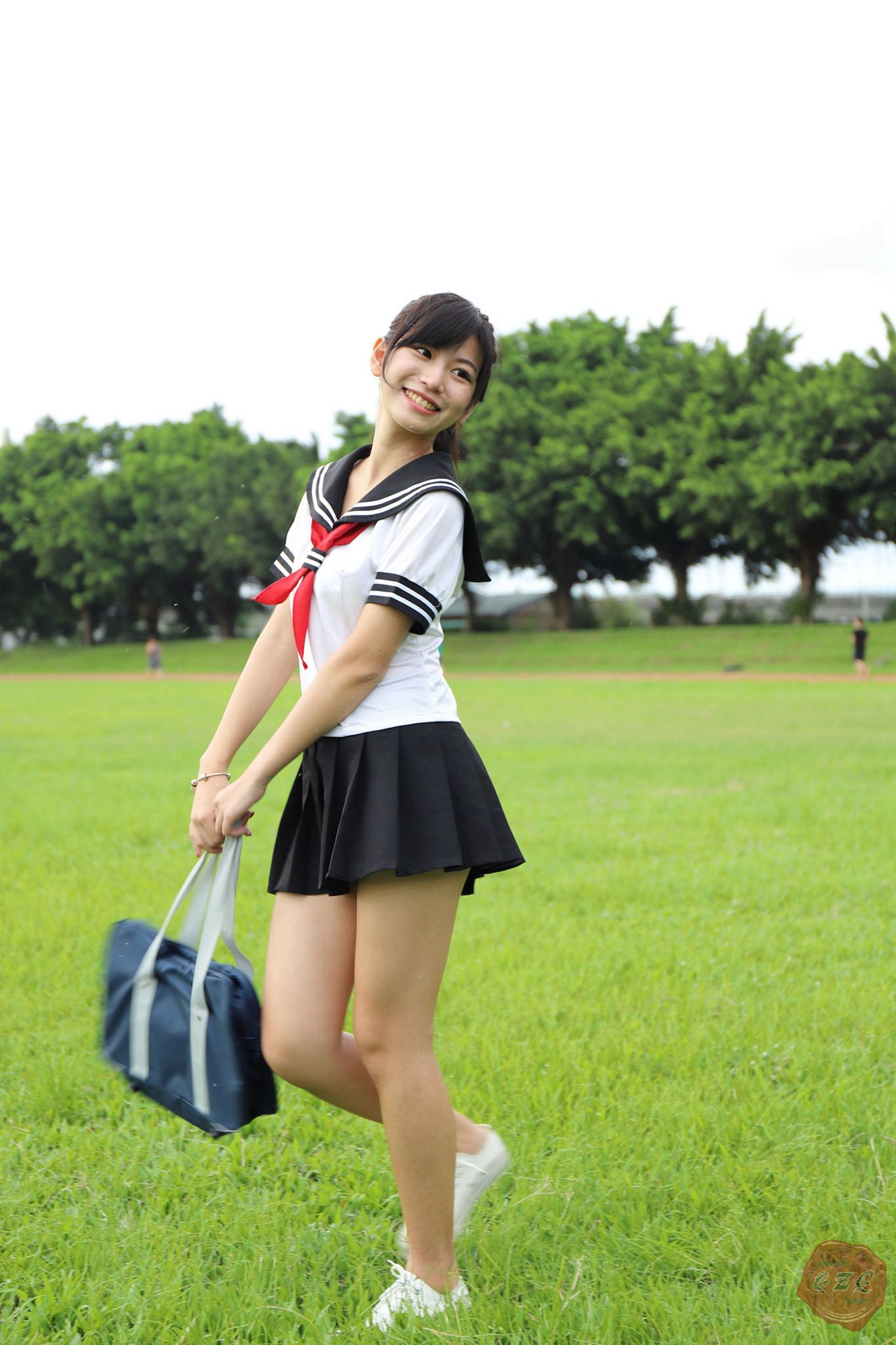 ไต้หวันสาวสวย] สาวในชุดนักเรียน หมายเลข 001 ลิน เวนดี้