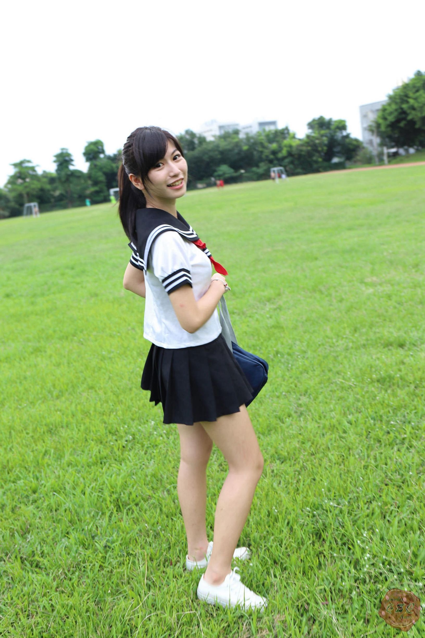Taiwan Beauty] Girl in Uniform No. 001 Lin Wendi