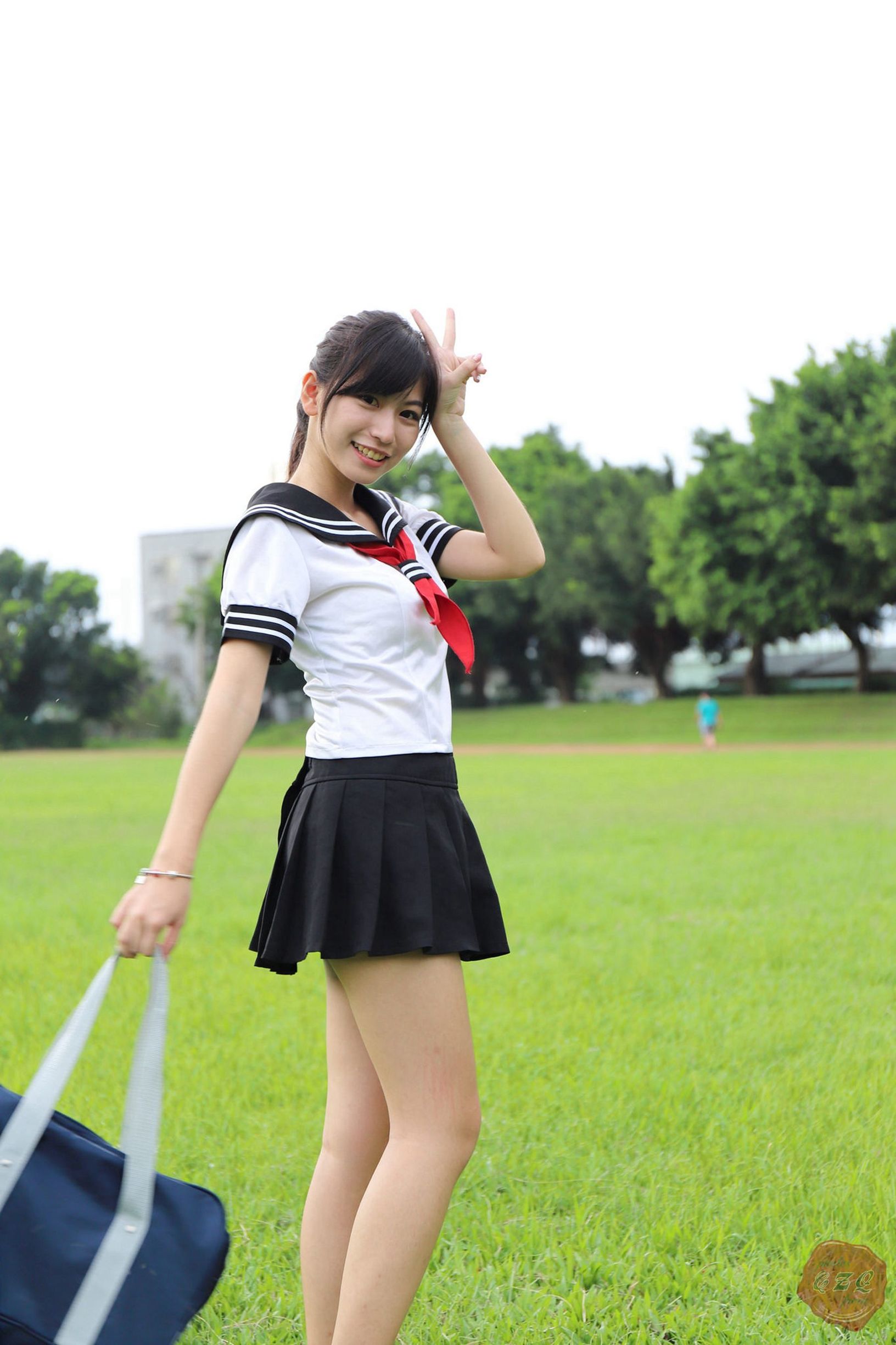 ไต้หวันสาวสวย] สาวในชุดนักเรียน หมายเลข 001 ลิน เวนดี้