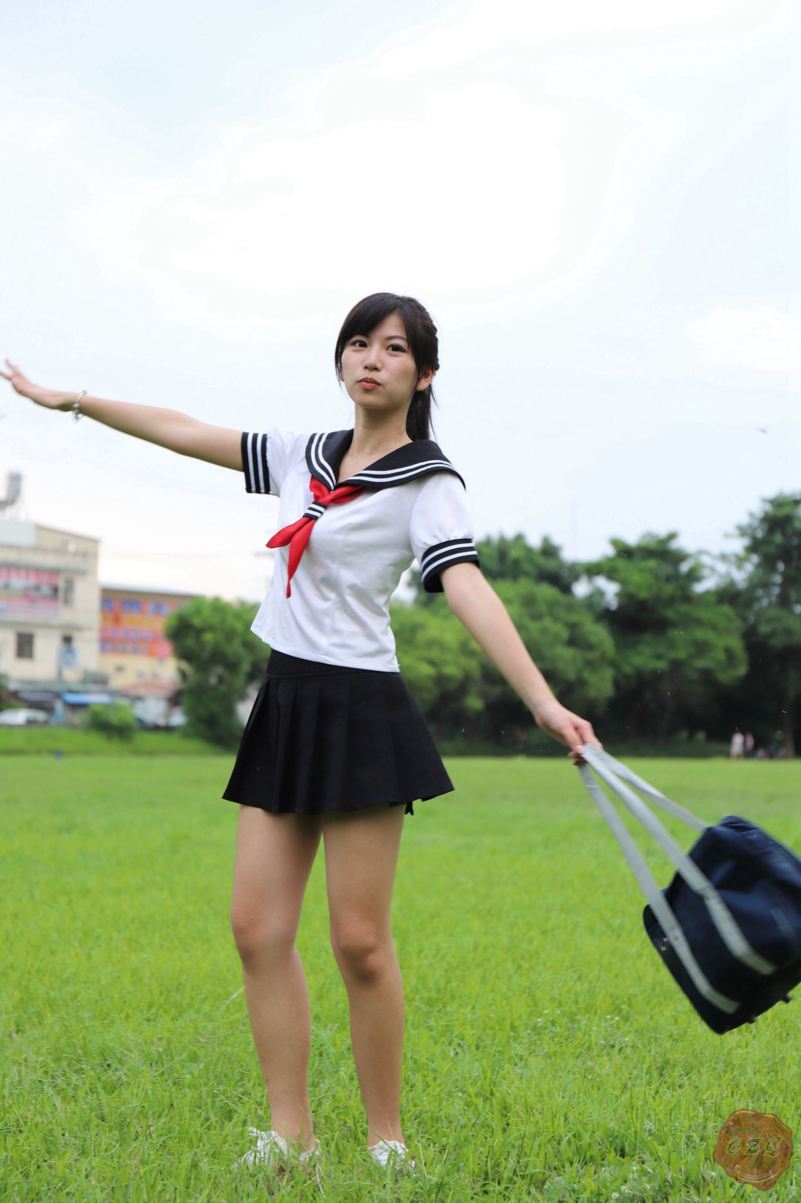 Taiwan Beauty] Girl in Uniform No. 001 Lin Wendi
