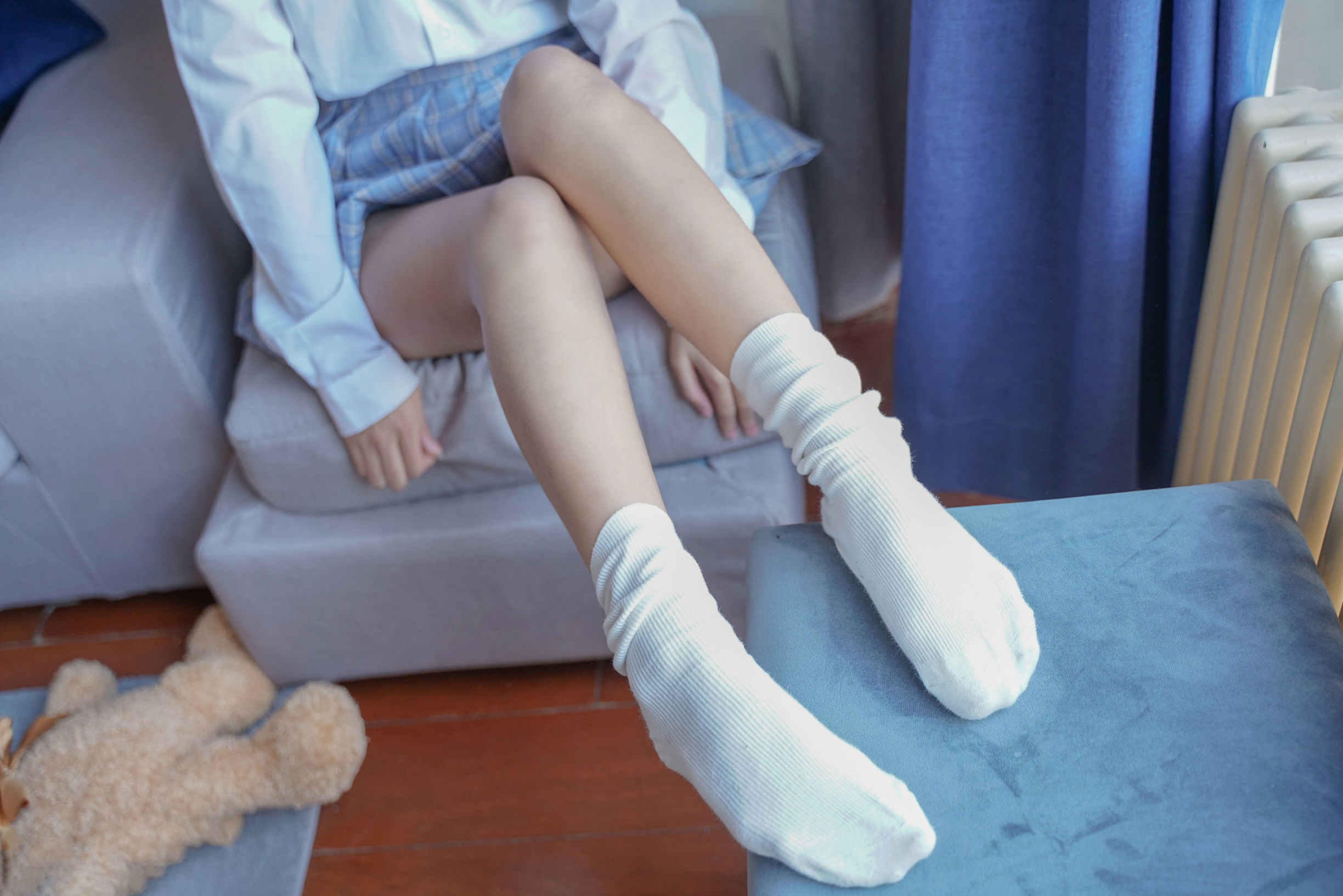 Miêu Đường Điện Ảnh] VOL.047 Váy đồng phục chân trần