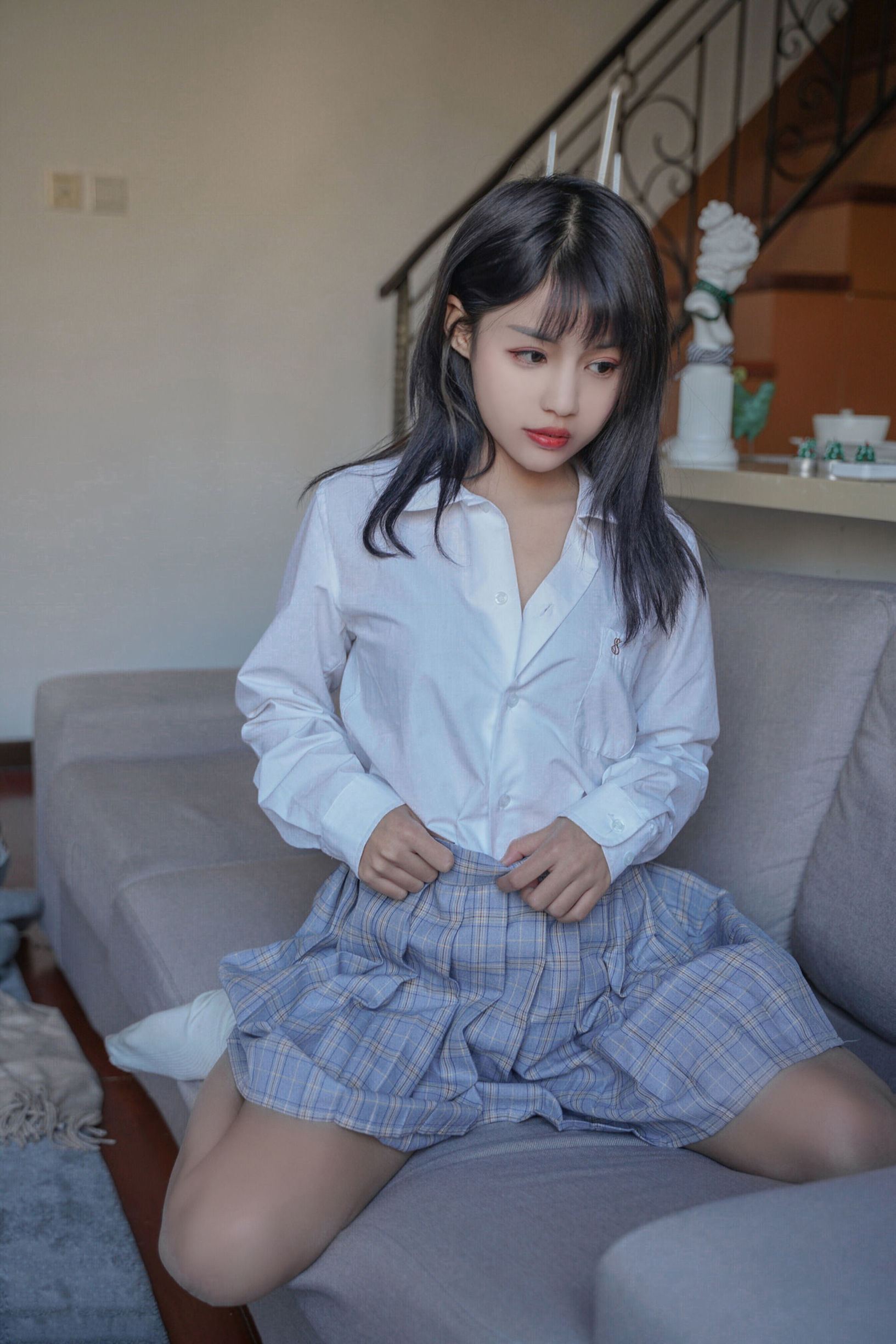 미아오탕영화] VOL.047 맨다리 제복 치마