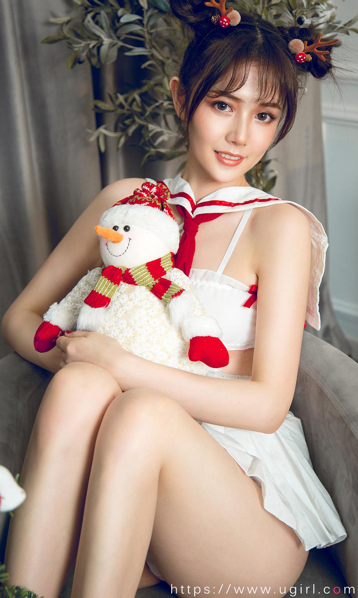 Yogu Circle Ai Youwu] No.1679 Đường Tiểu Đường Cô Gái Đồng Phục Show Giáng Sinh