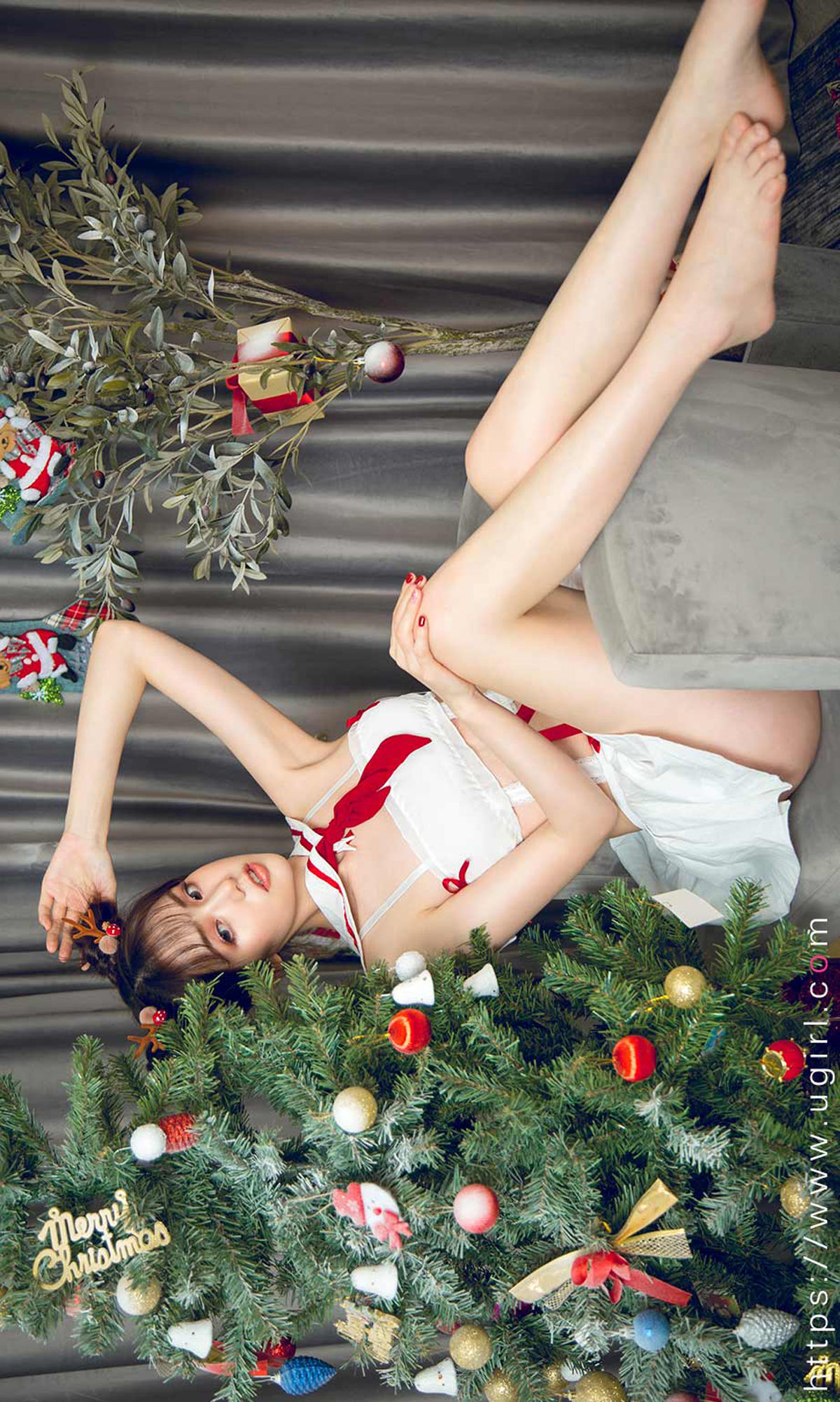 Yogu Circle Ai Youwu] No.1679 Đường Tiểu Đường Cô Gái Đồng Phục Show Giáng Sinh
