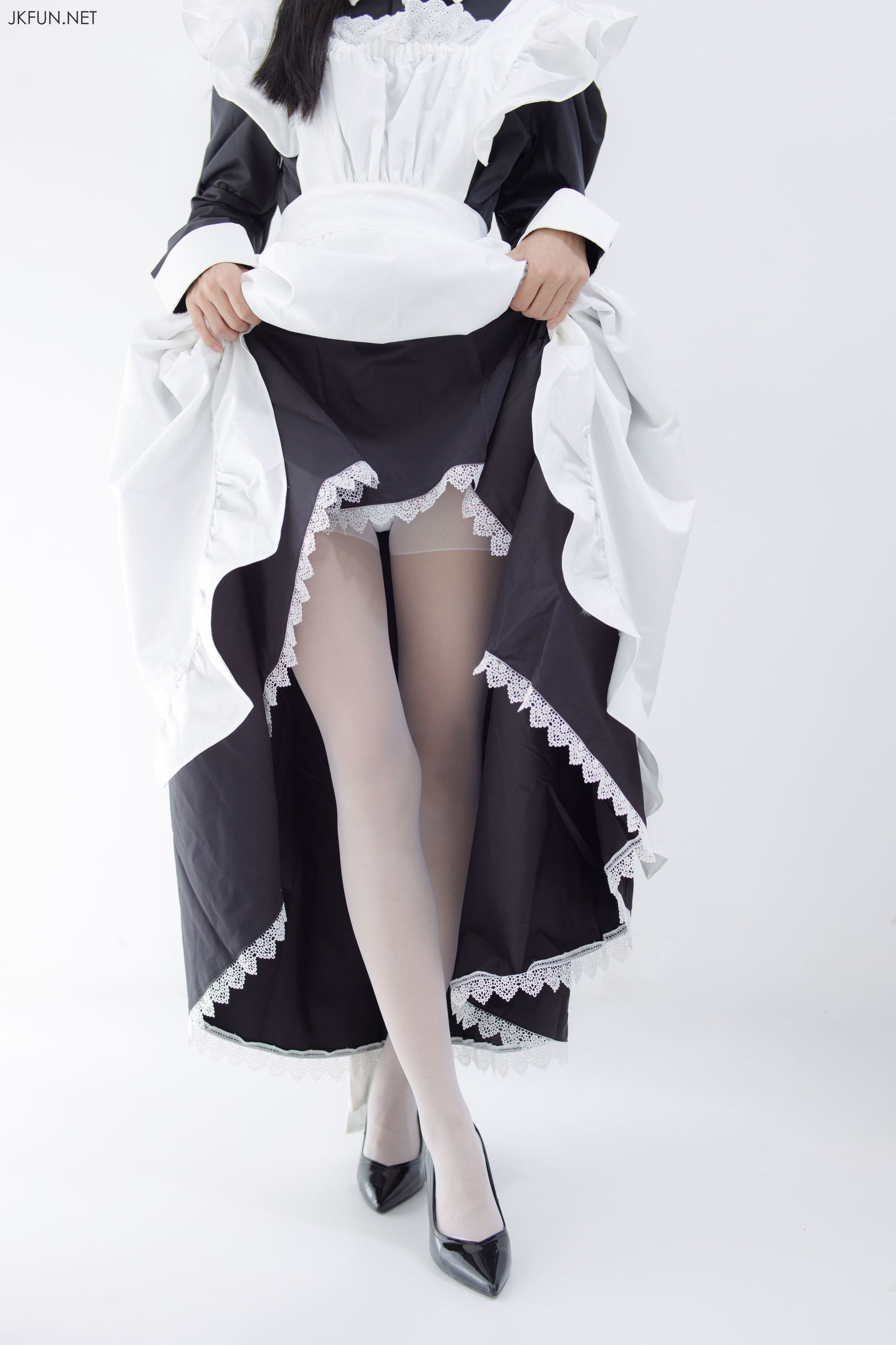 Sen Luo Consortium] Maid with Glasses Girl