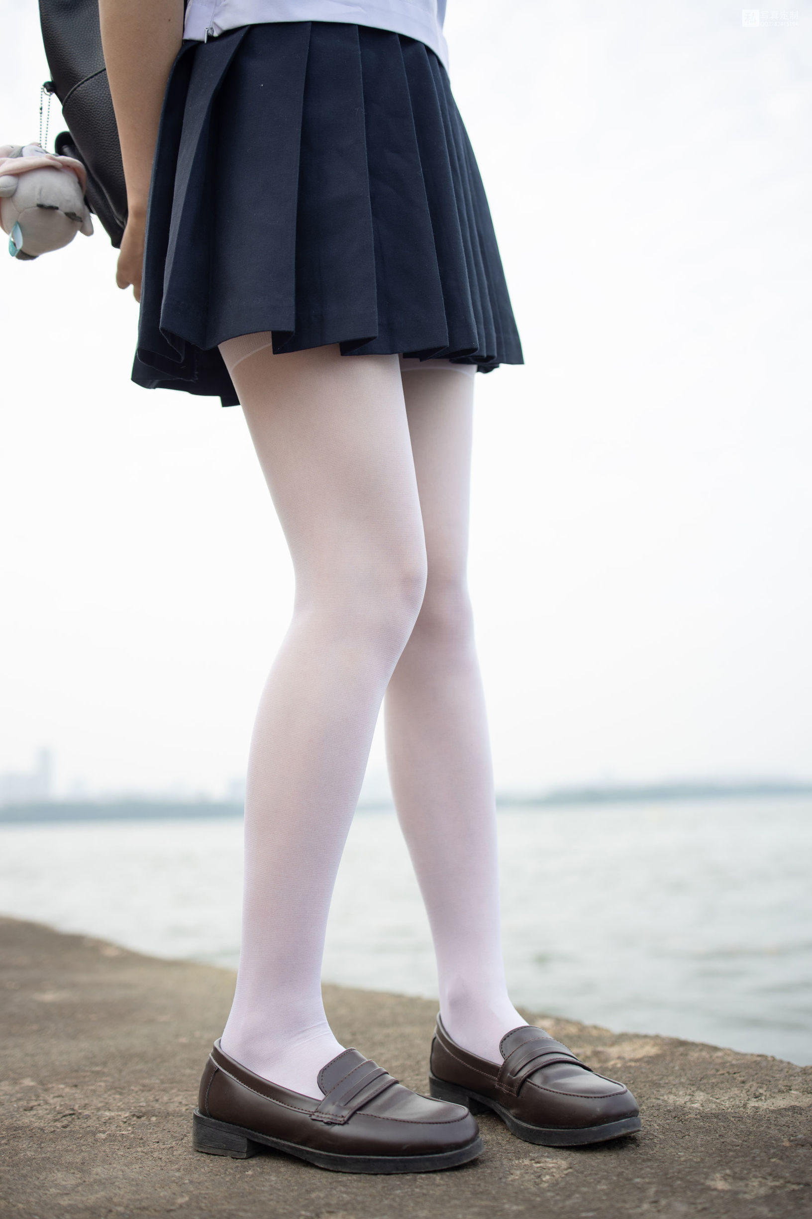 เซนโลไคตวน] JKFUN-028 เมอโม่ 15Dไป้สี ซึมเศร้าบริเวณริมทะเลสาบกับดาดฟ้าสิ้นหวัง