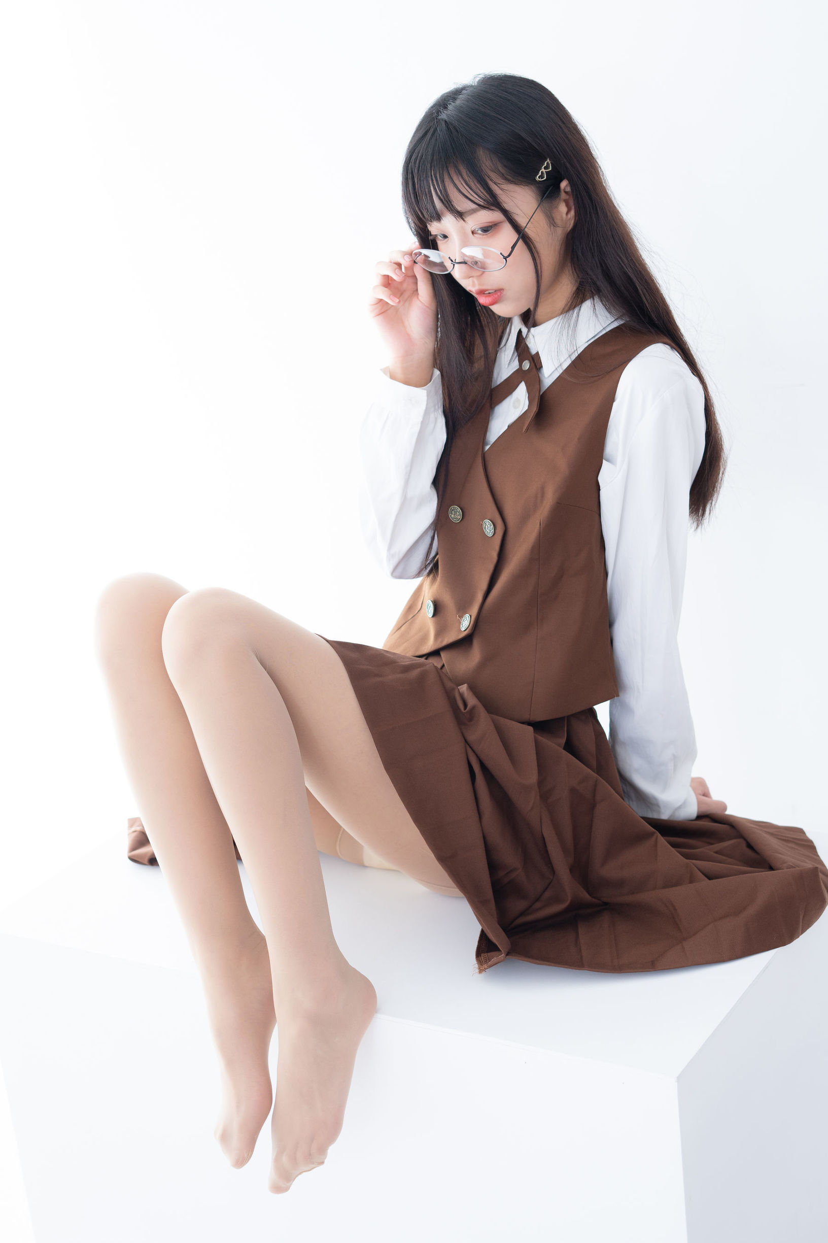森羅財団] JKFUN-033 小梓 肉絲30D