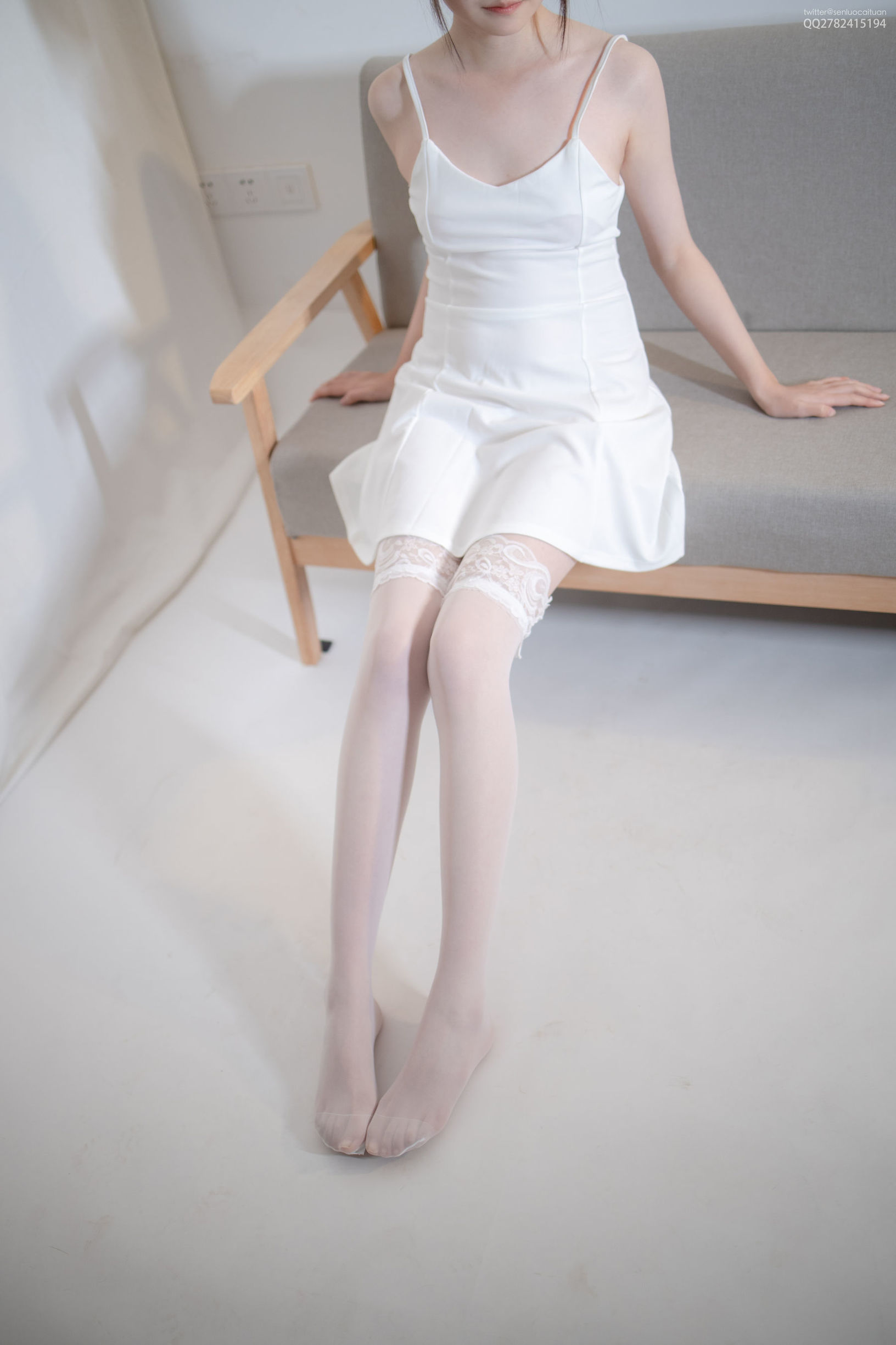 เซนโล่ไคตวน] JKFUN-046 ไอคะ ถุงน่องลูกไม้บางสูงท่อนขาว