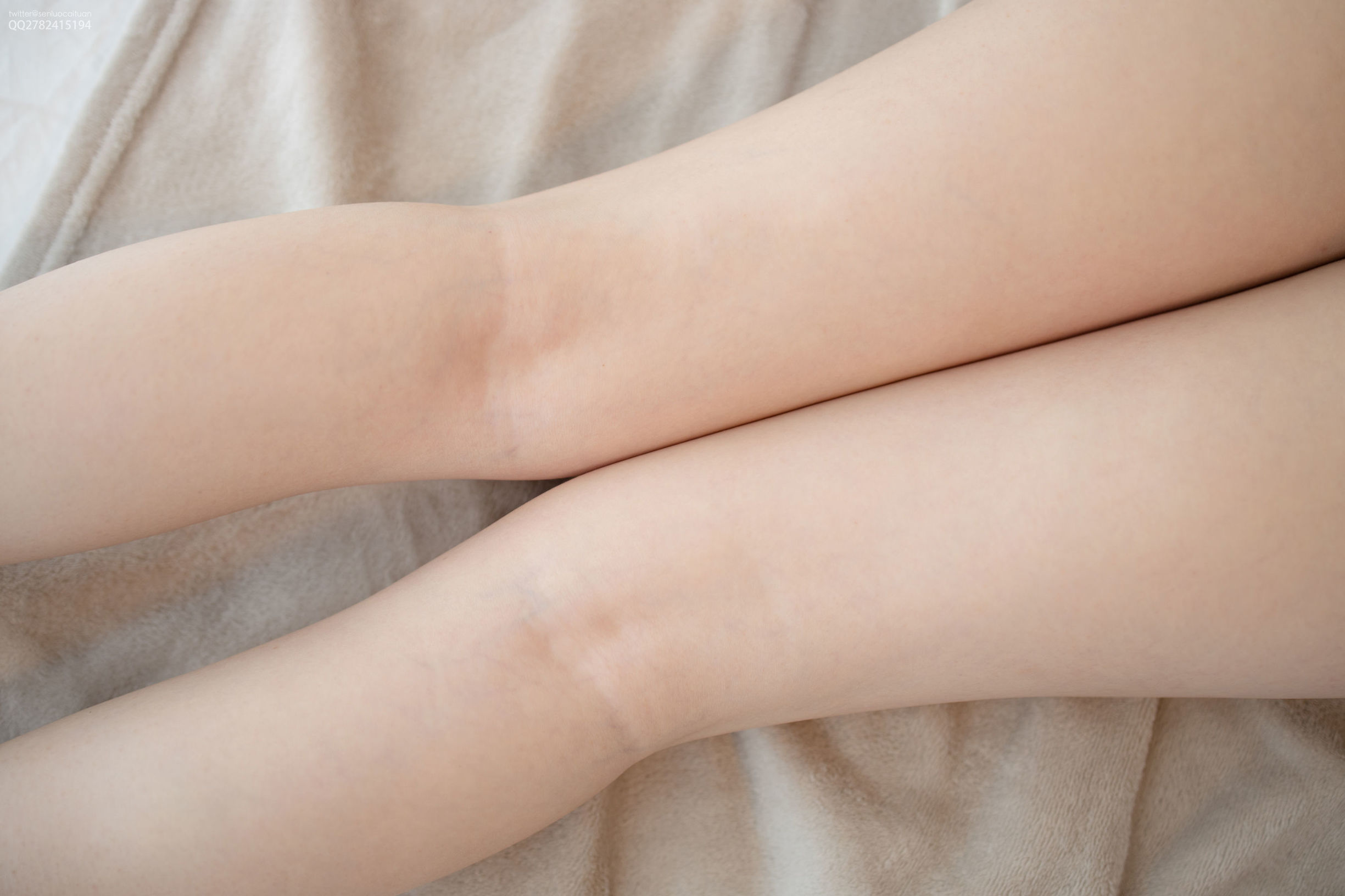 Tập đoàn Sen Luo] JKFUN-047 Aika JK chân trần