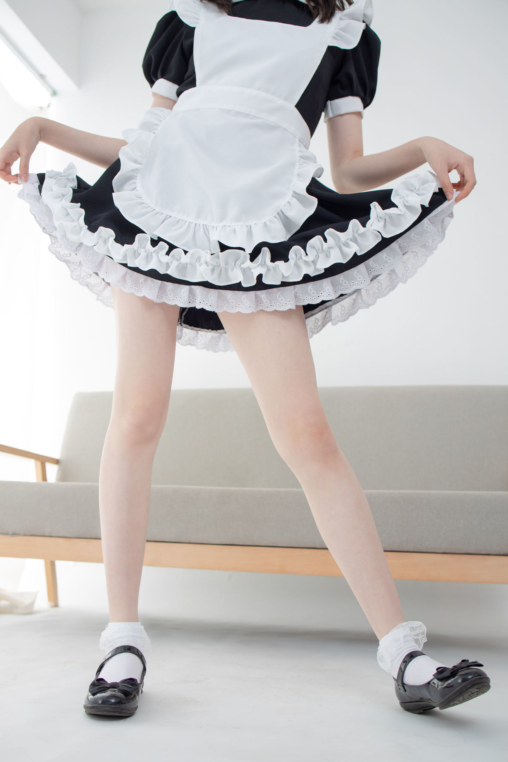 森羅財団] JKFUN-053 アイカ レース花辺短ソックス メイド