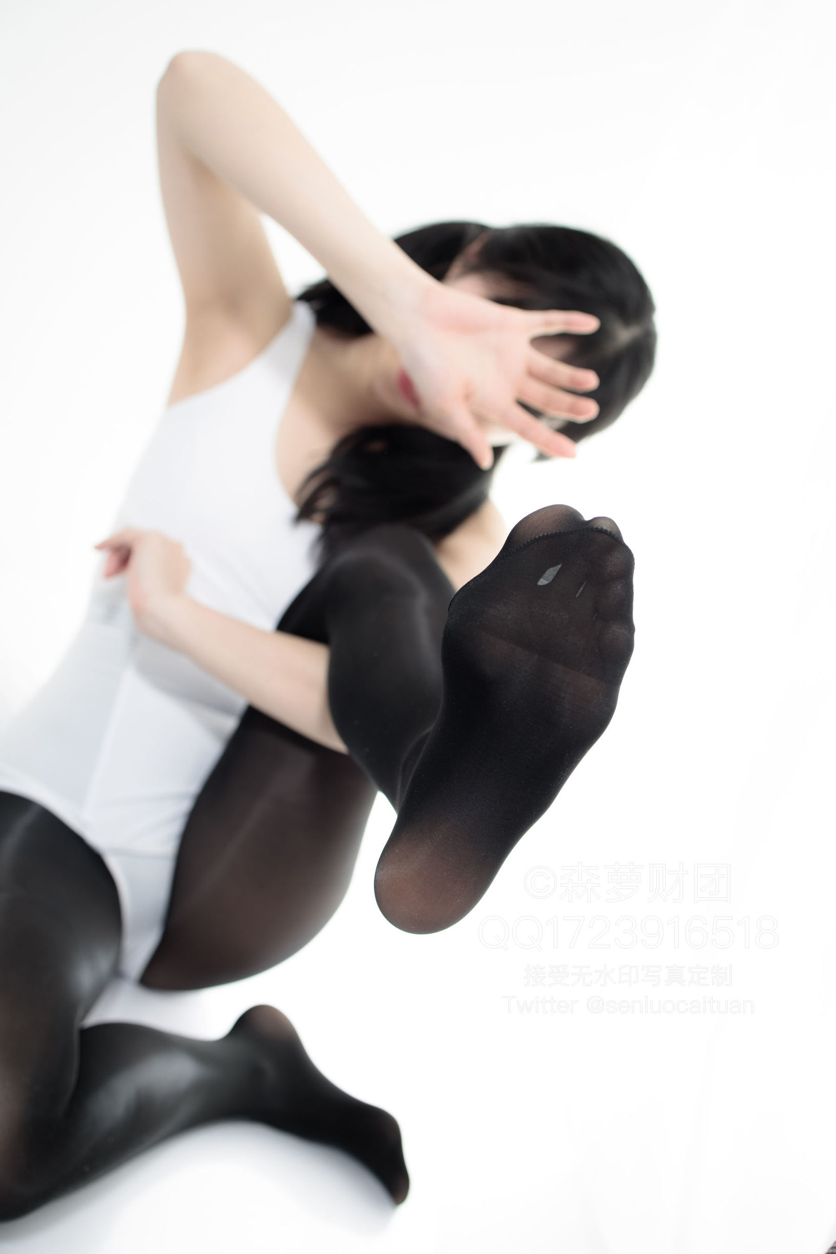 [森萝财团] X-058 白色死库水8D油亮黑丝
