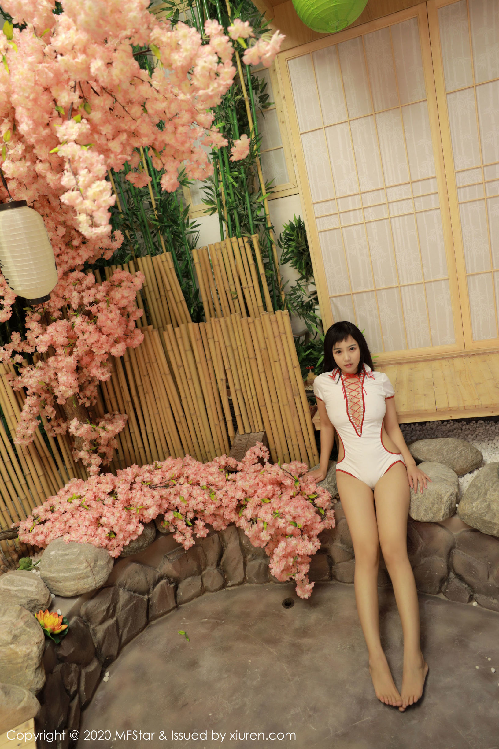 โรงเรียนตัวอย่าง MFStar] เล่ม 297 ซูเว่ยเว่ยเมีย