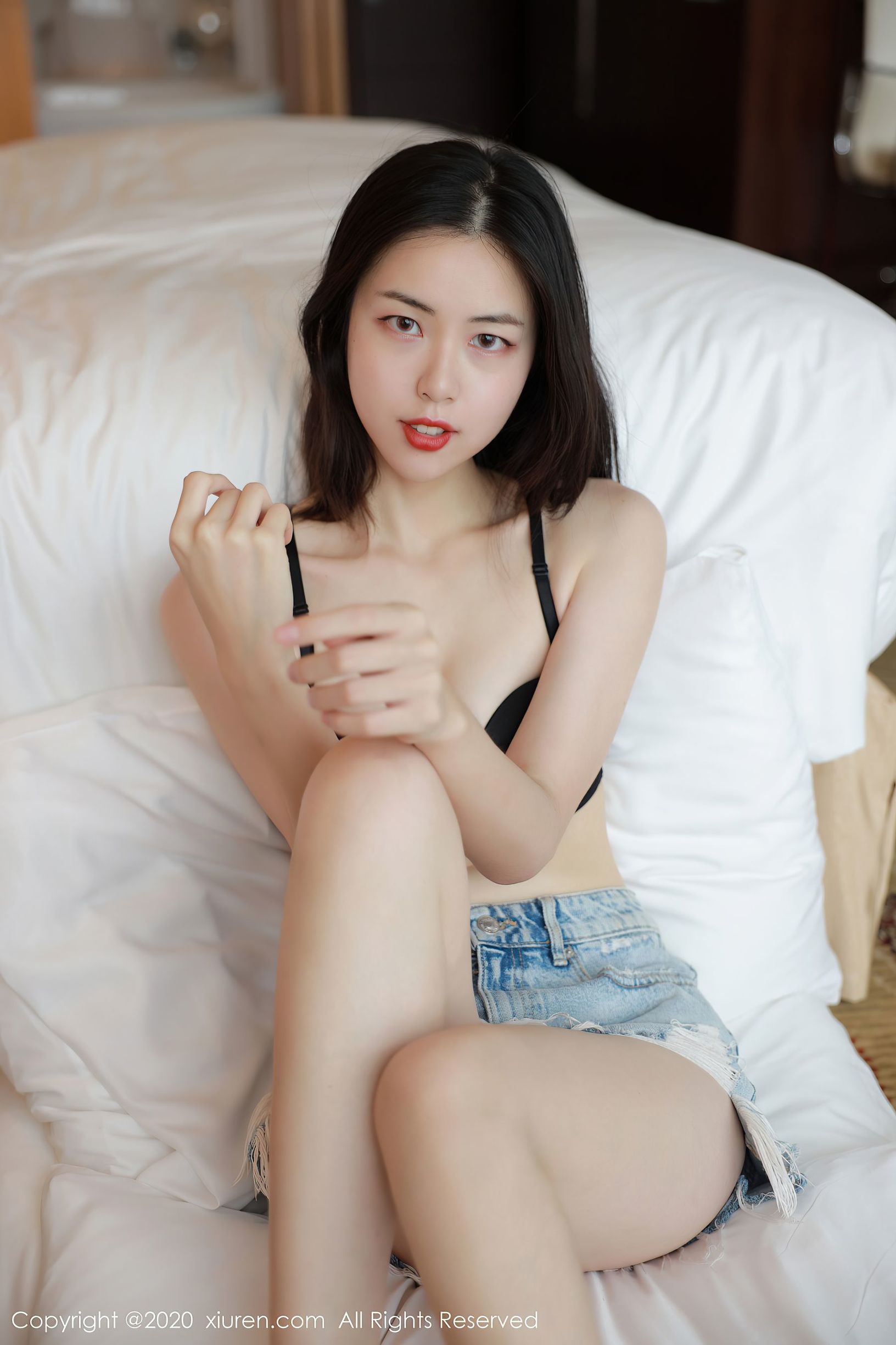 秀人XIUREN] Số 2397 Lulu Nhi