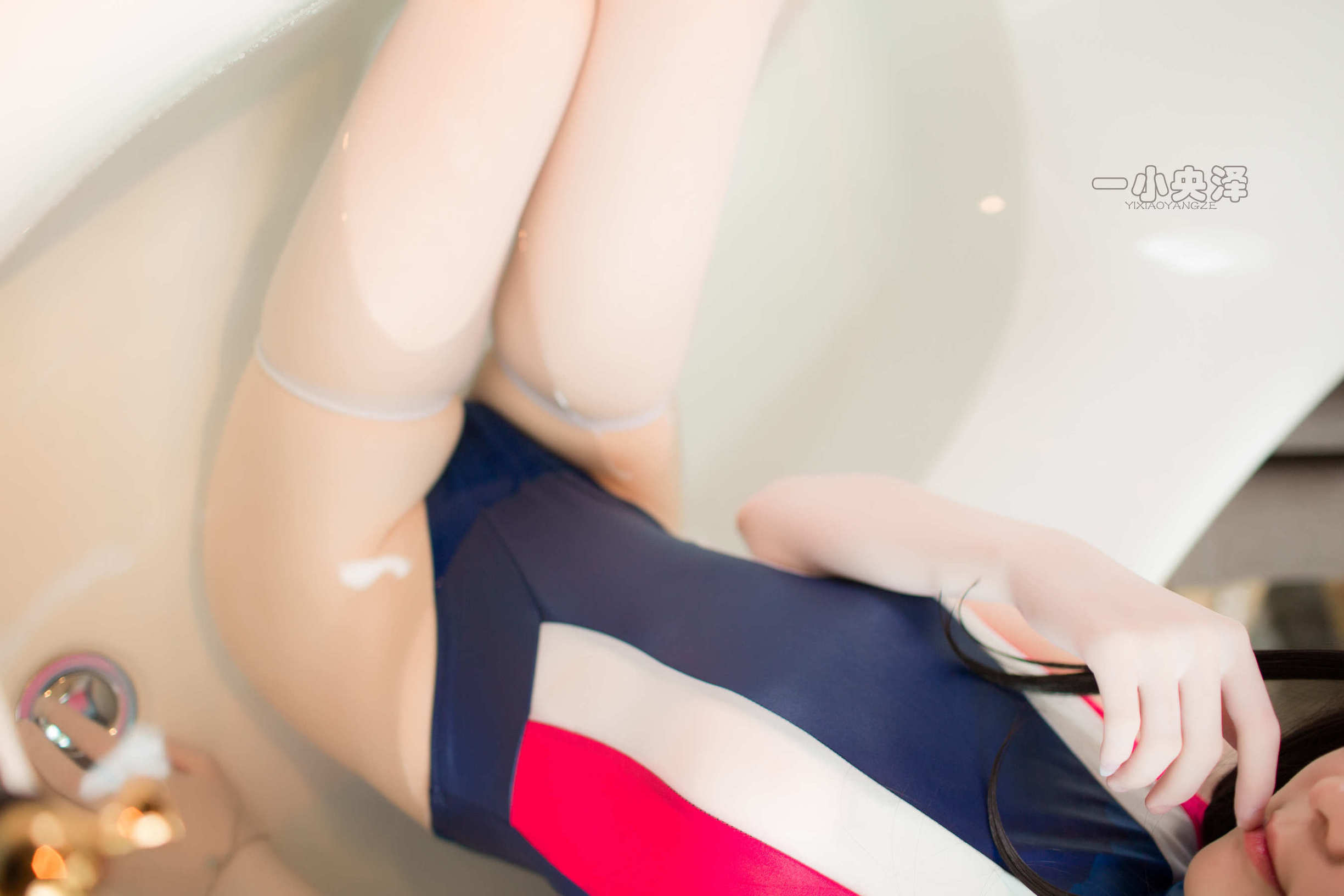  belle  Cosplay] Yi Xiao Yang Ze - Áo Tắm Cô Gái Mèo