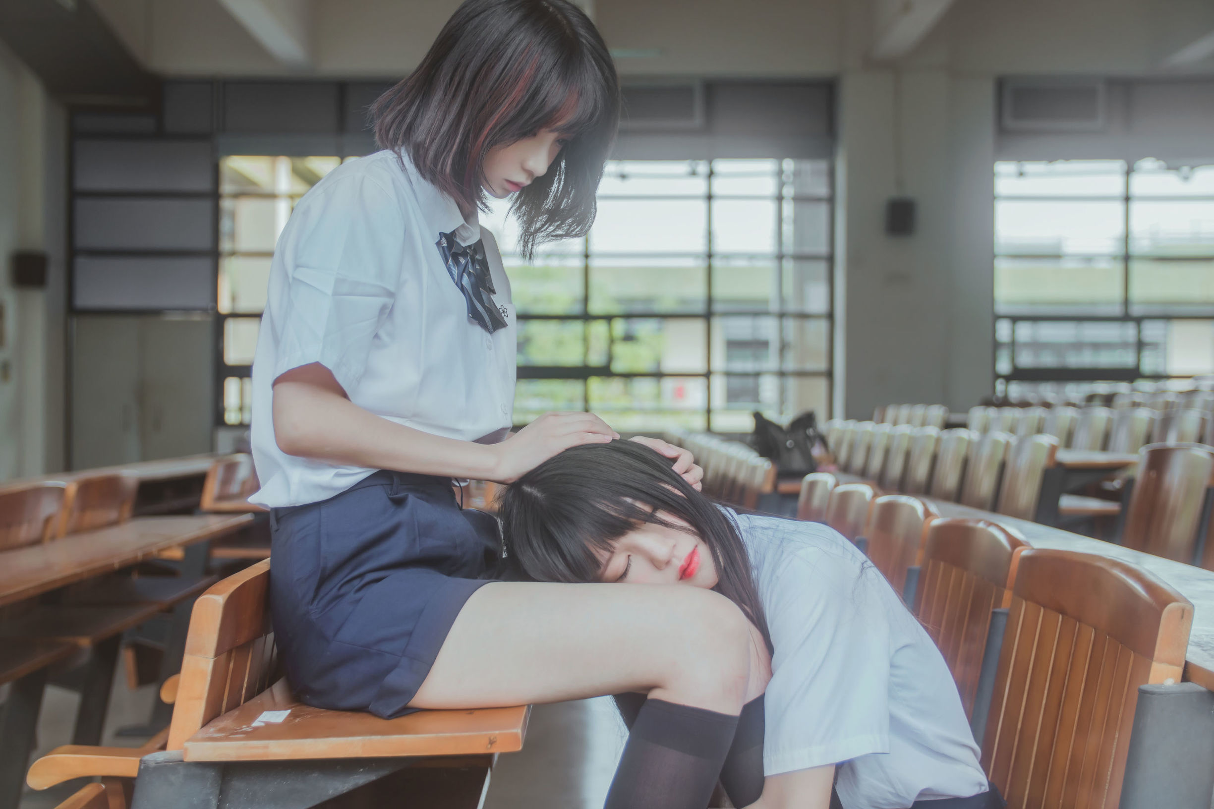 桜桃喵与疯猫ss JK百合 Cosplay