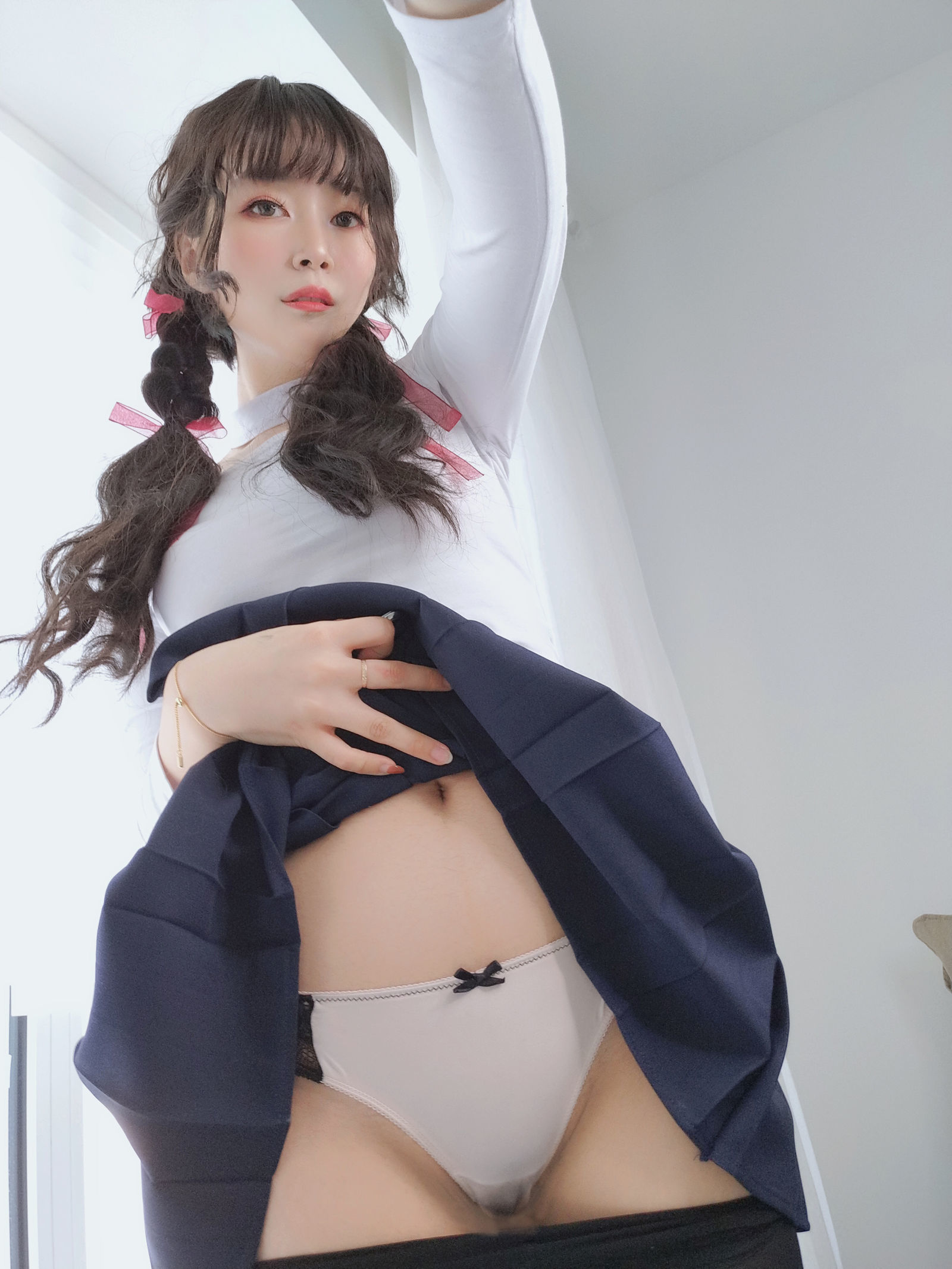  belle ta COS] Baiyin - The Girl Next Door Big Sister's Black Silk 1