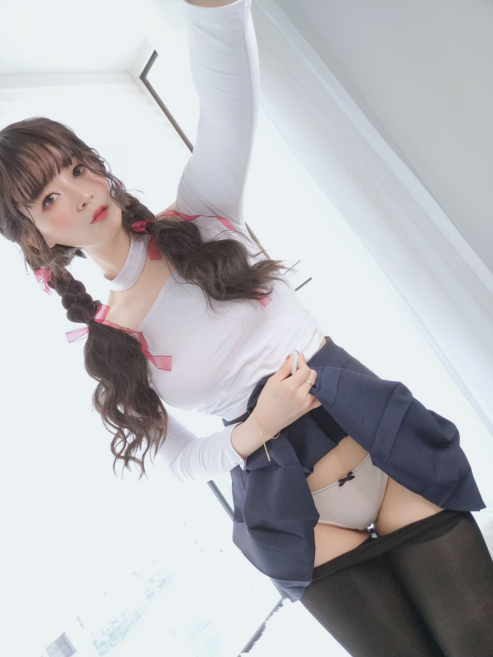  belle ta COS] Baiyin - The Girl Next Door Big Sister's Black Silk 1