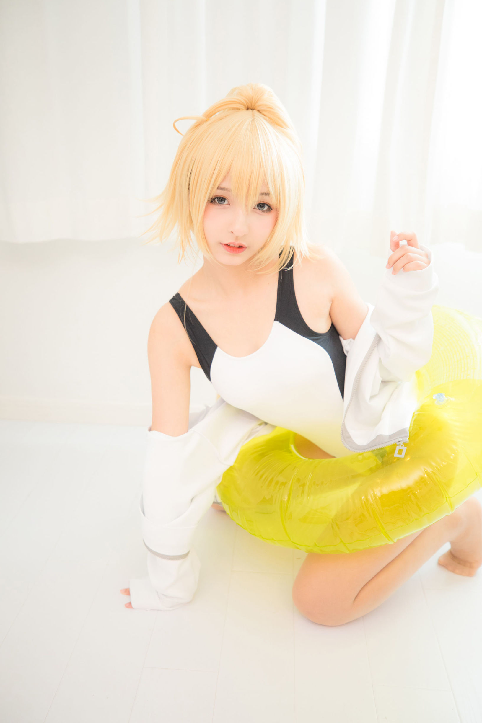  belle ta Cosplay] Kagurazaka Mafuyu Jeanne d'Arc Swimsuit