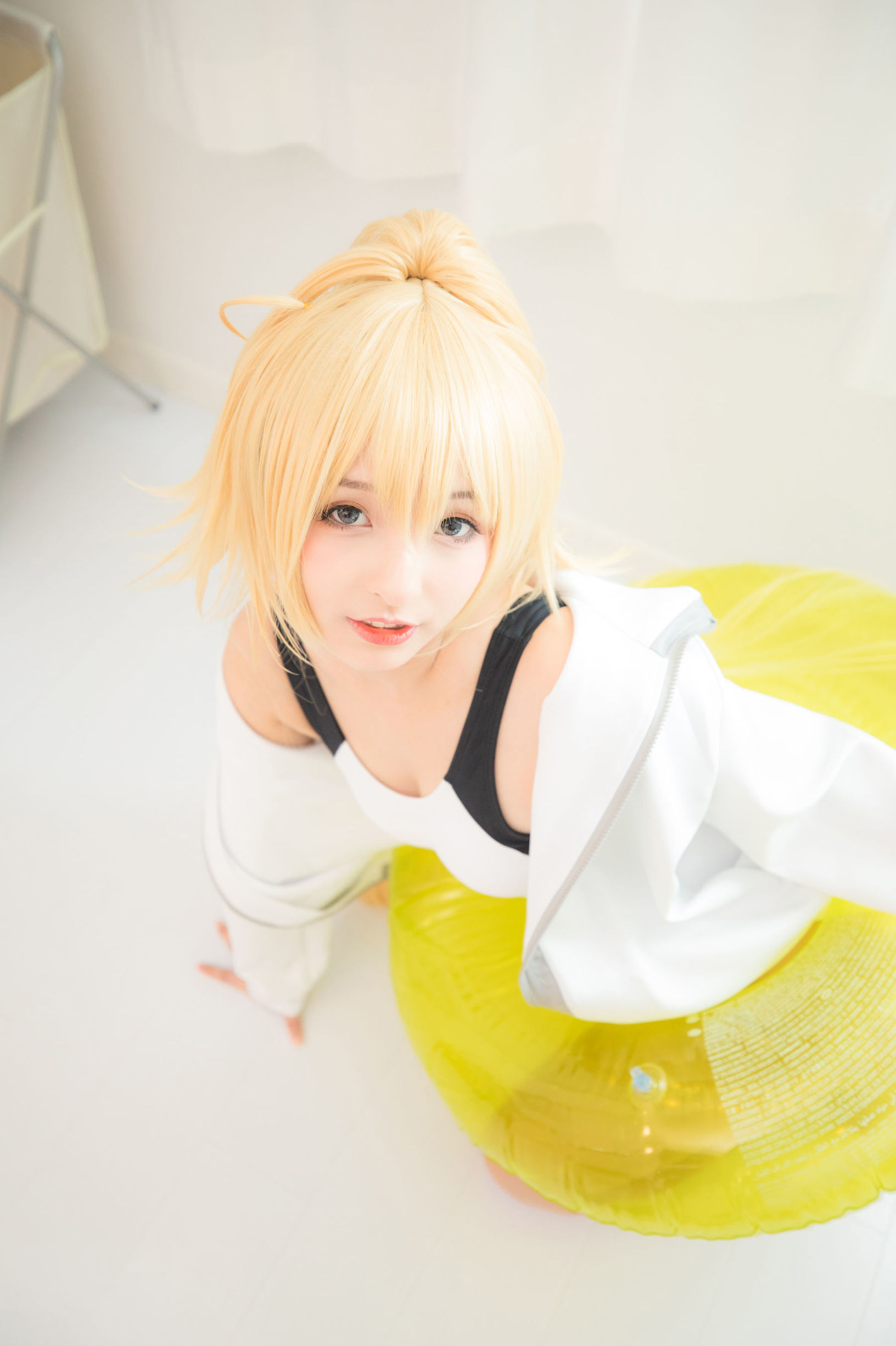  belle ta Cosplay] Kagurazaka Mafuyu Jeanne d'Arc Swimsuit