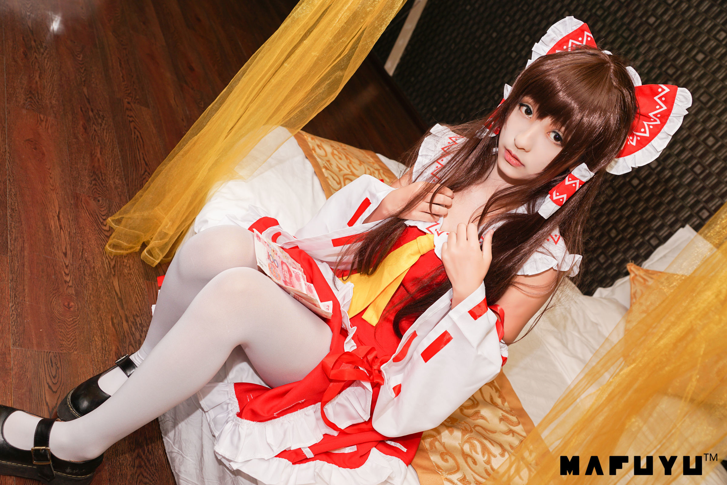  belle ta Cosplay] Kagura Ban Mafuyu Cosplay Reimu Cat Girl Series Photo Set