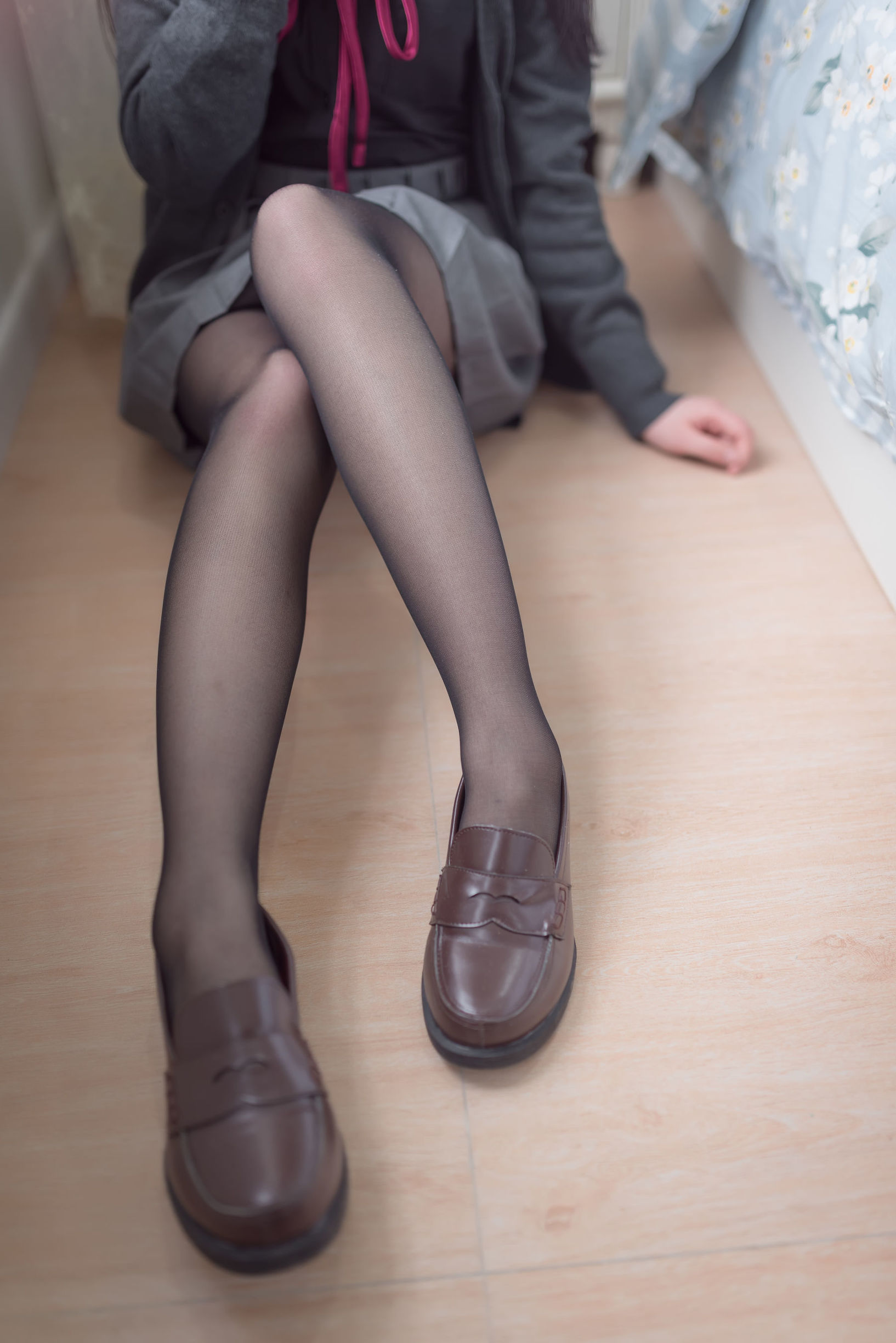  belle ta Cosplay] Tuyết Kỳ - JK Vớ Đen