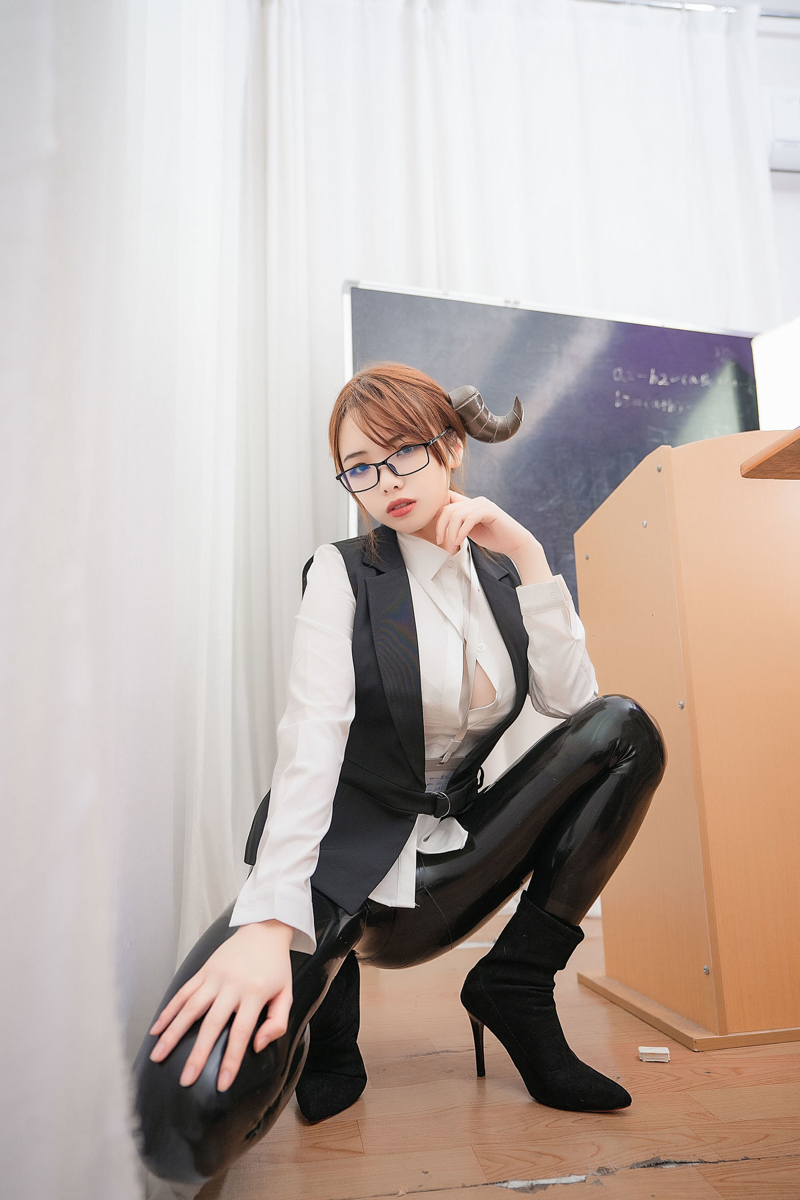  belle ta Cosplay] Wen Mei - Succubus Office Devil