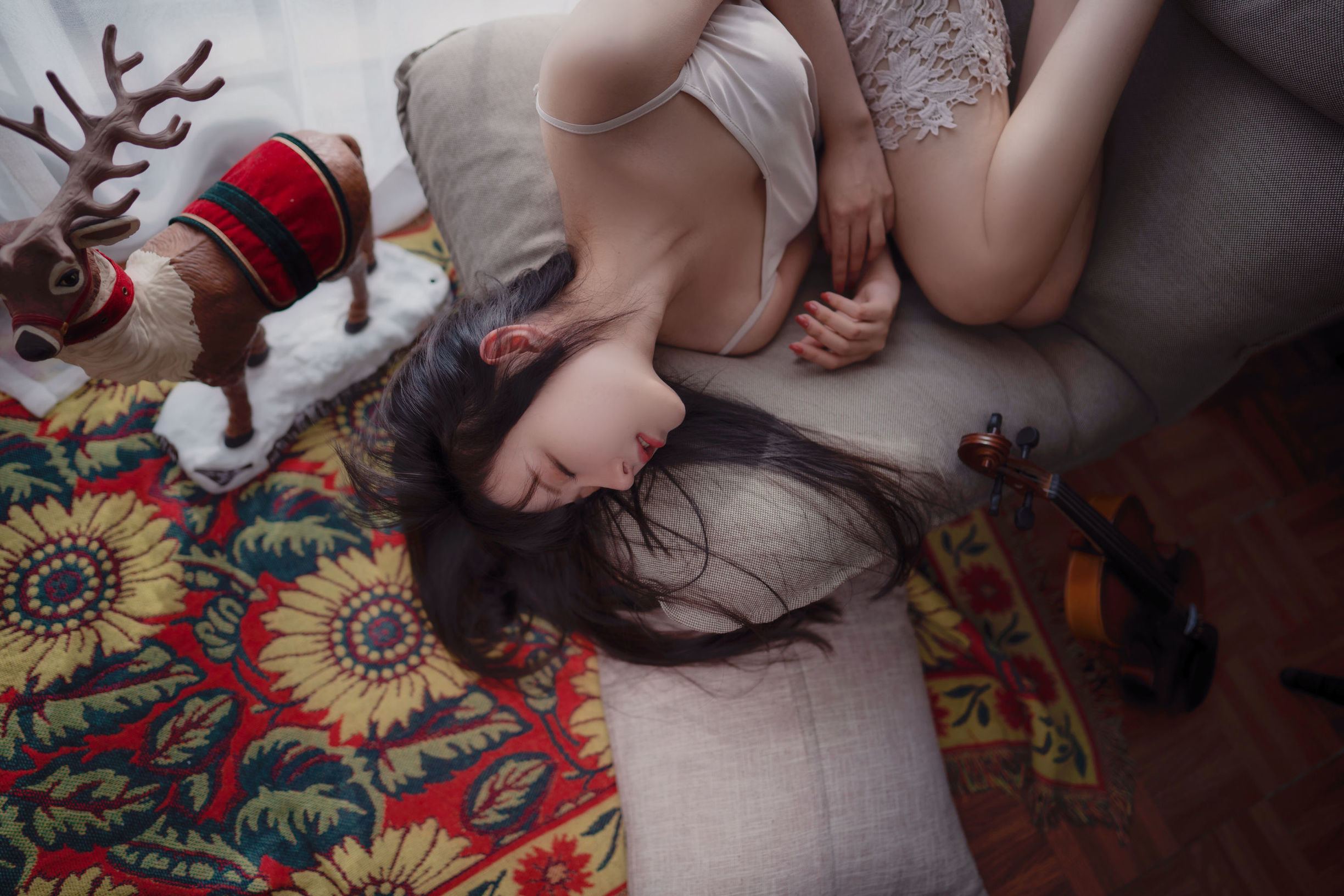 [萝莉COS] Shika小鹿鹿 - 长发姑娘
