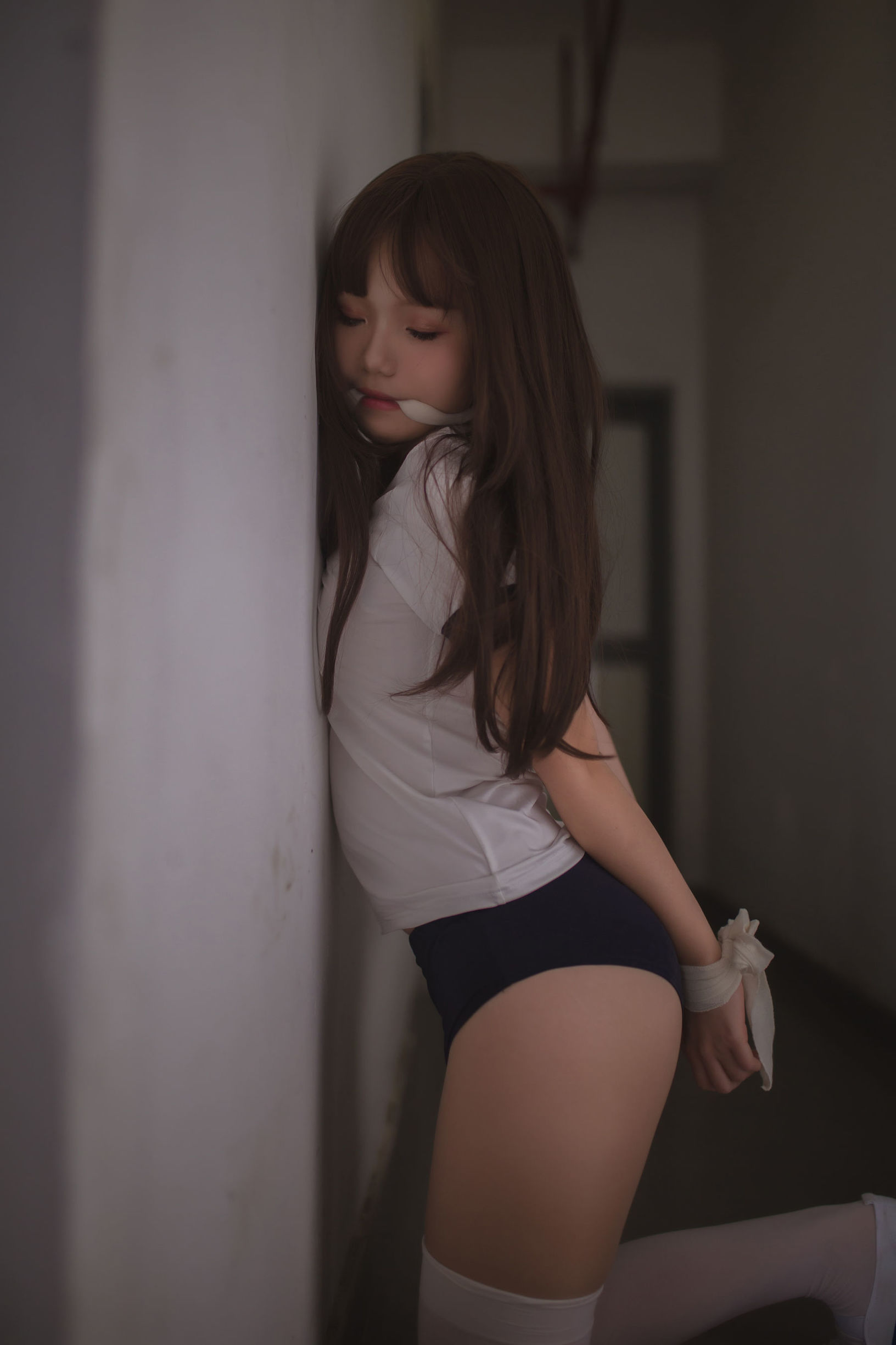  belle ta COS] Yoko Zhai Xia Cos - White Silk Bondage