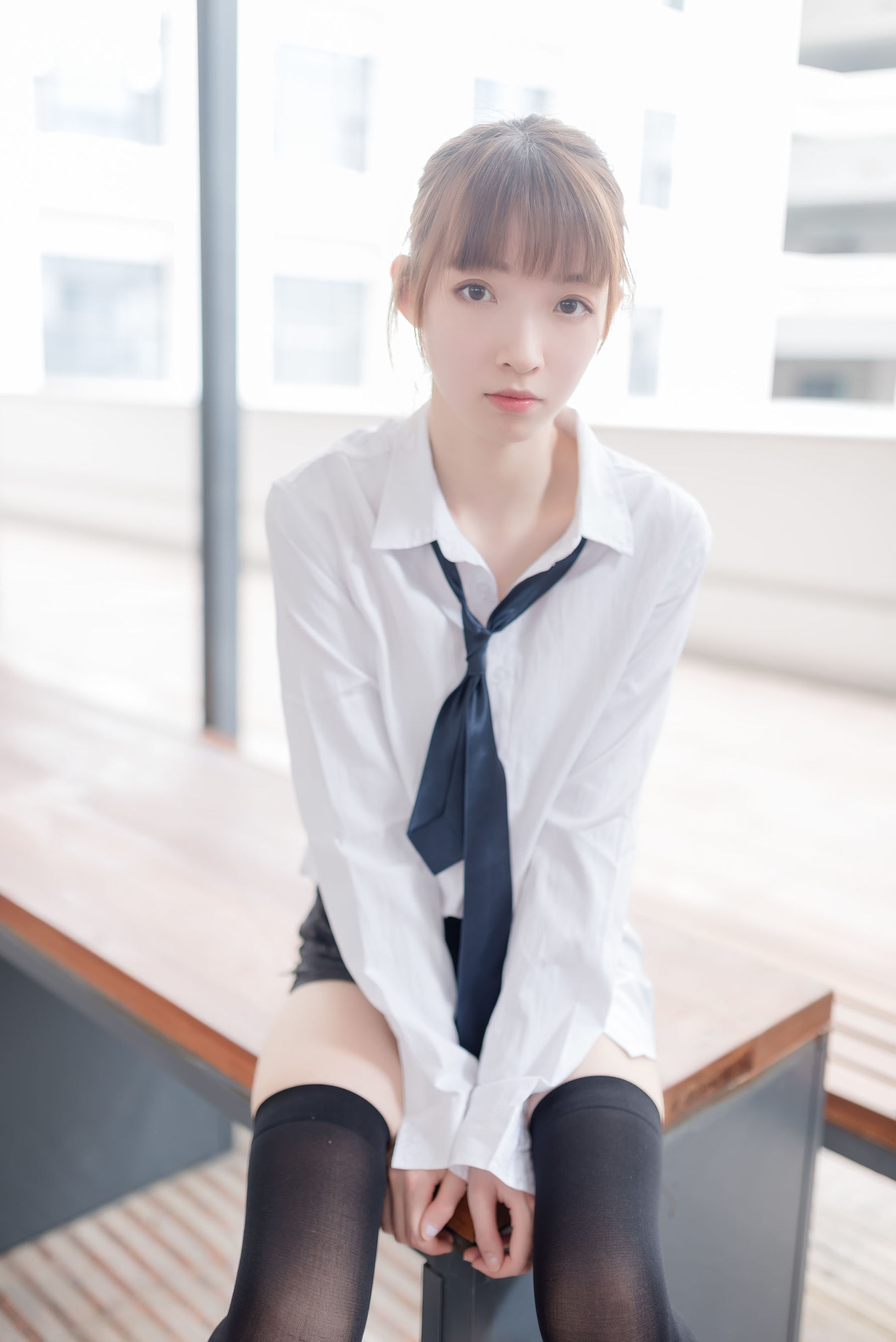 [风之领域] NO.039 白衬衫黑丝美腿
