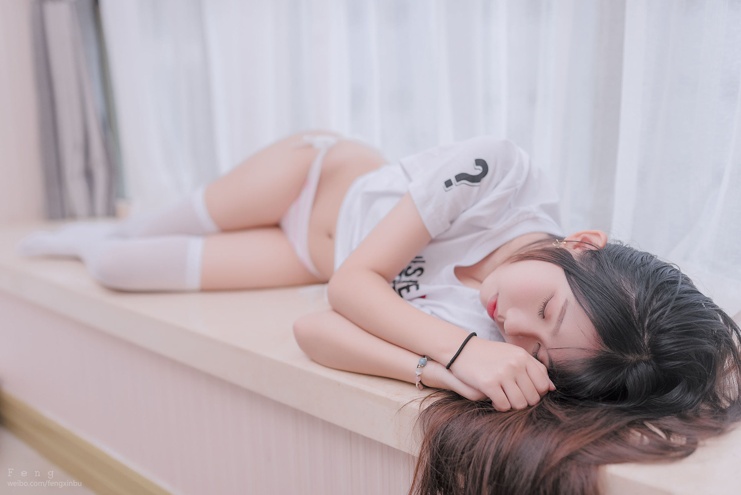 風の領域] NO.040 純真な女の子のセクシーな白いシルク
