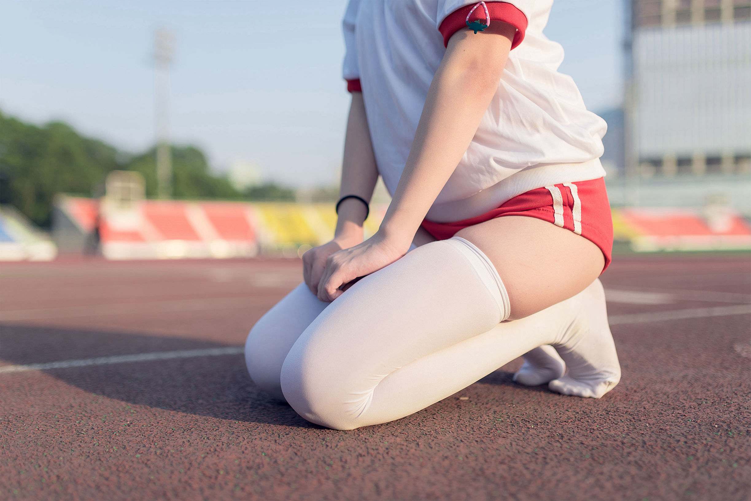 Wind's Domain] No. 112: The Girl in the White Silk Gymnastics Uniform on the Sports Field
