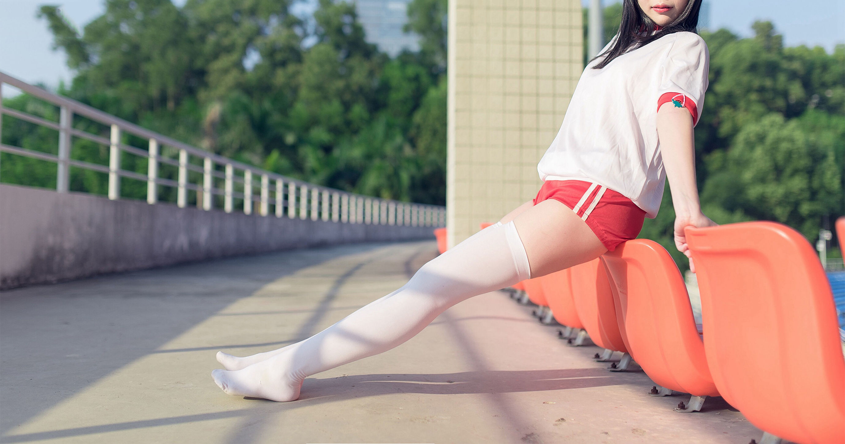 Wind's Domain] No. 112: The Girl in the White Silk Gymnastics Uniform on the Sports Field