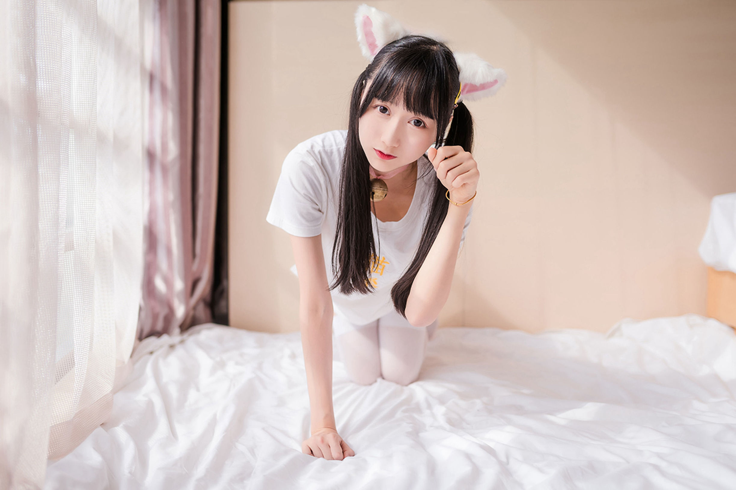 Phong Chi Lĩnh Vực] NO.129 Cô gái mèo hệ với tất trắng